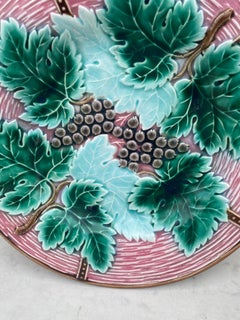 Majolica Grape Plate Villeroy & Boch, circa 1880