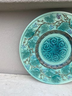 Majolica Grape Plate Villeroy & Boch, circa 1890