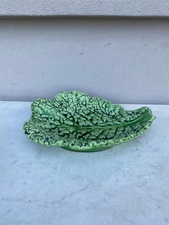 Majolica Green Cabbage Leaf Platter Sarreguemines, circa 1930