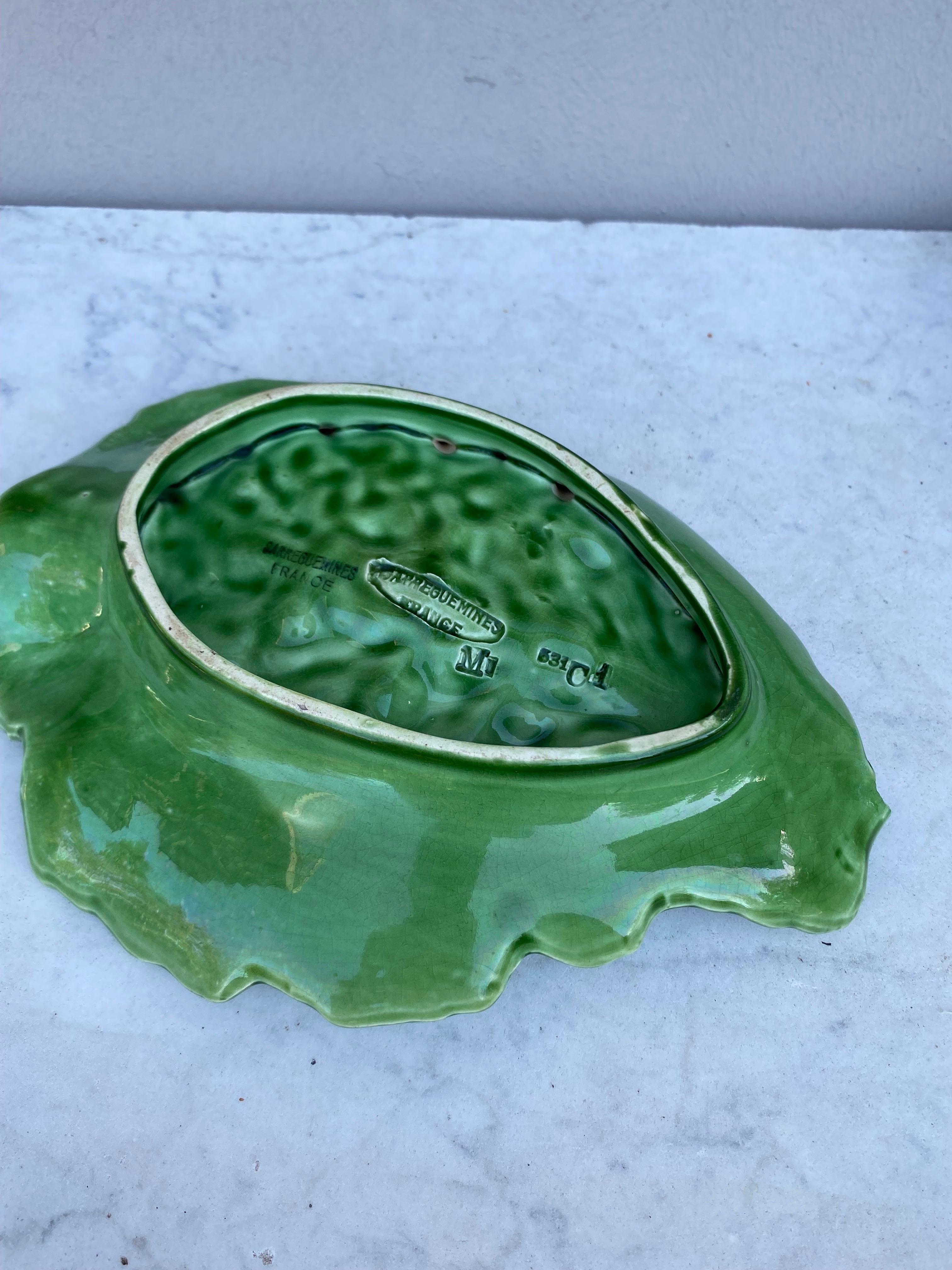 French Majolica Green Cabbage Leaf Platter Sarreguemines, circa 1930