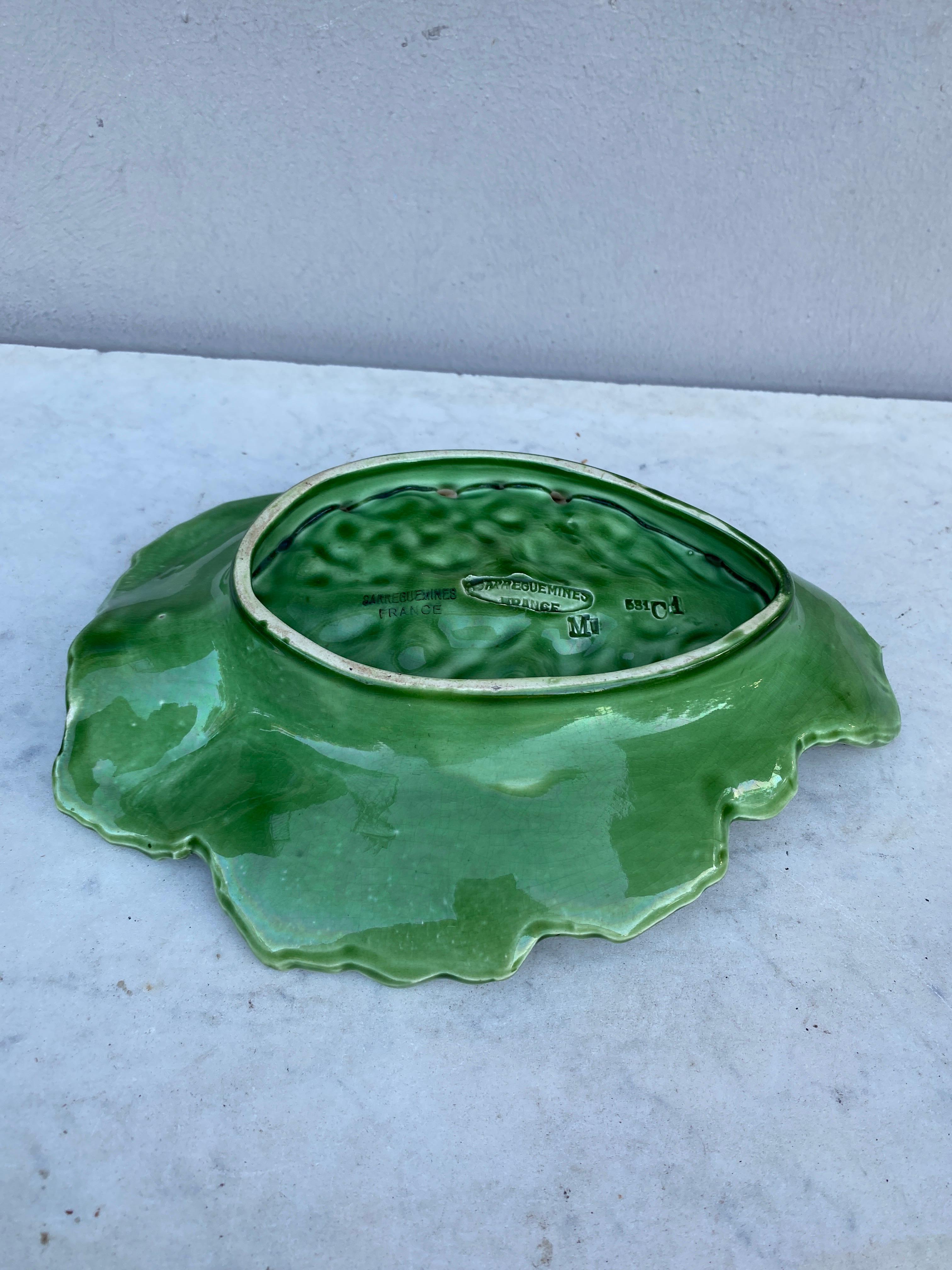 French Majolica Green Cabbage Leaf Platter Sarreguemines, circa 1930