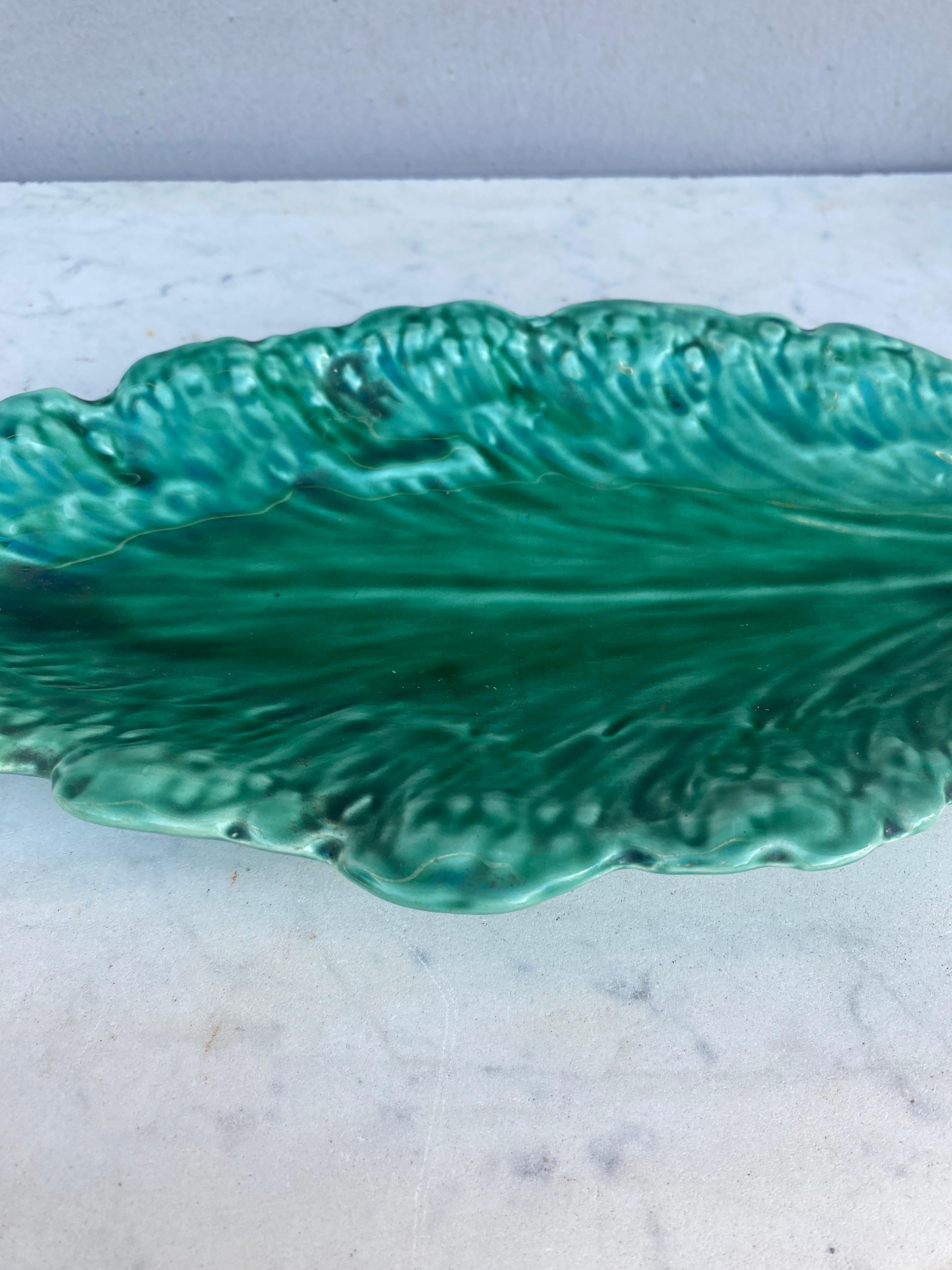 Rustic Majolica Green Leaf Platter Sarreguemines, circa 1930 For Sale