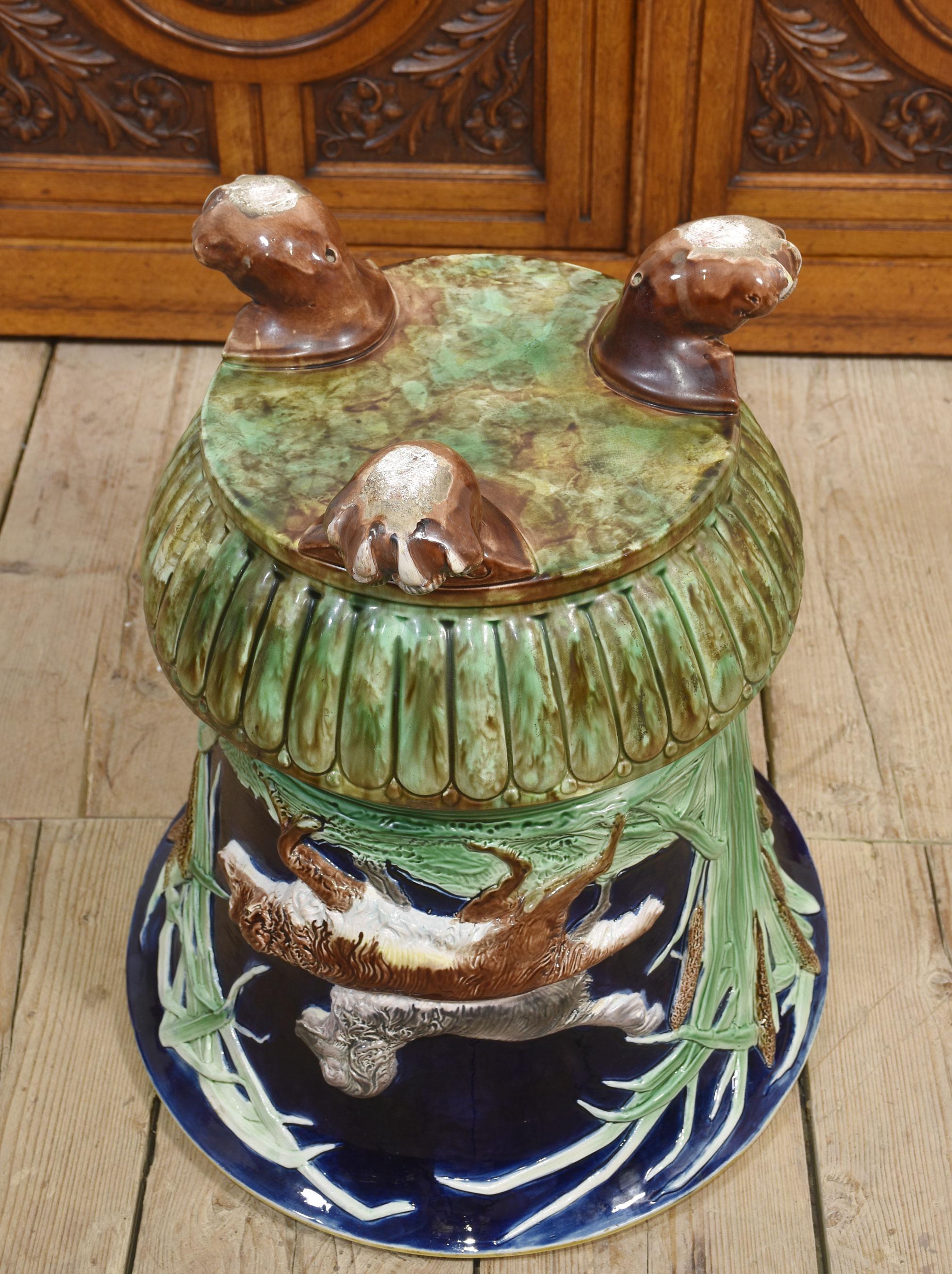 Jardiniere in maiolica di Thomas Forrester 2
