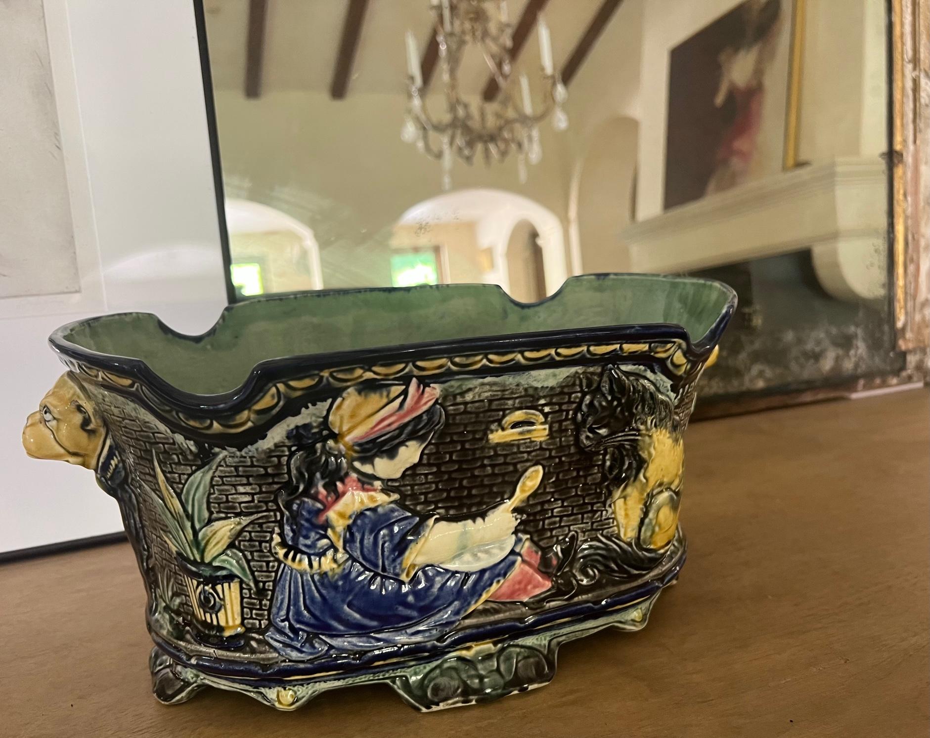 Majolica Jardiniere by Wasmuel, Circa 1880's In Good Condition For Sale In Ross, CA