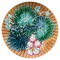 Majolika-Blätter
Blumen Teller Clairefontaine, um 1890