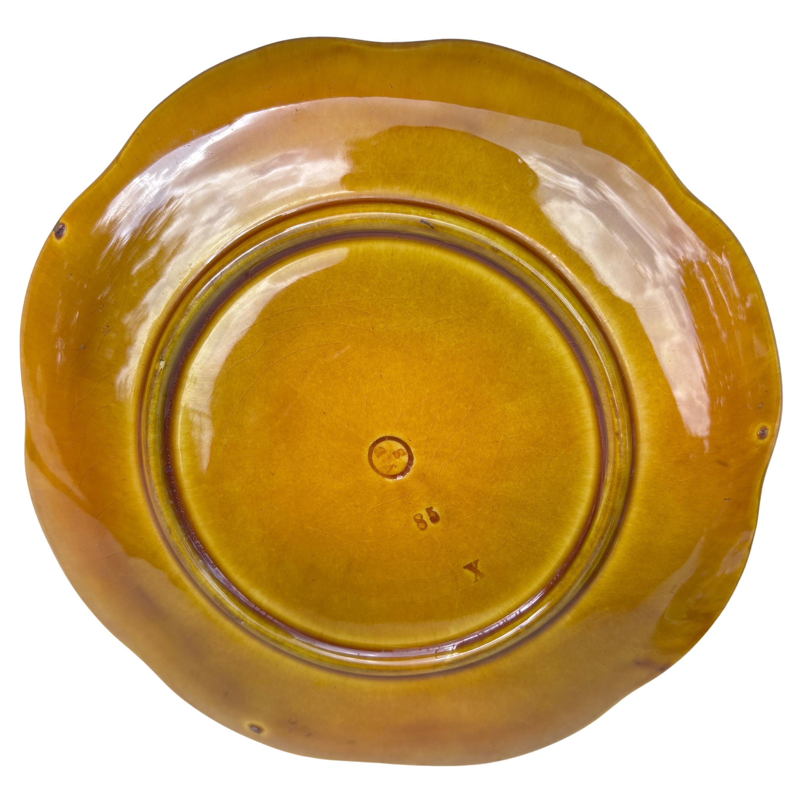 Art Nouveau Majolica Lily Pad Plate Villeroy et Boch, circa 1900 For Sale