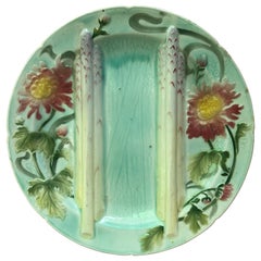 Antique Majolica Mums Asparagus Plate Saint Clement, circa 1900