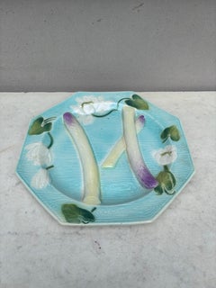 Majolica Octogonal Water Lily Asparagus Plate Saint Clement