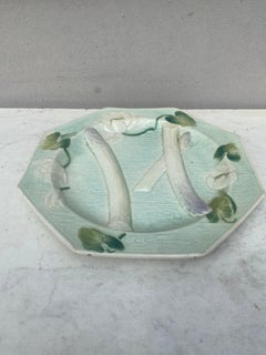 Majolica Octogonal Water Lily Asparagus Plate Saint Clement