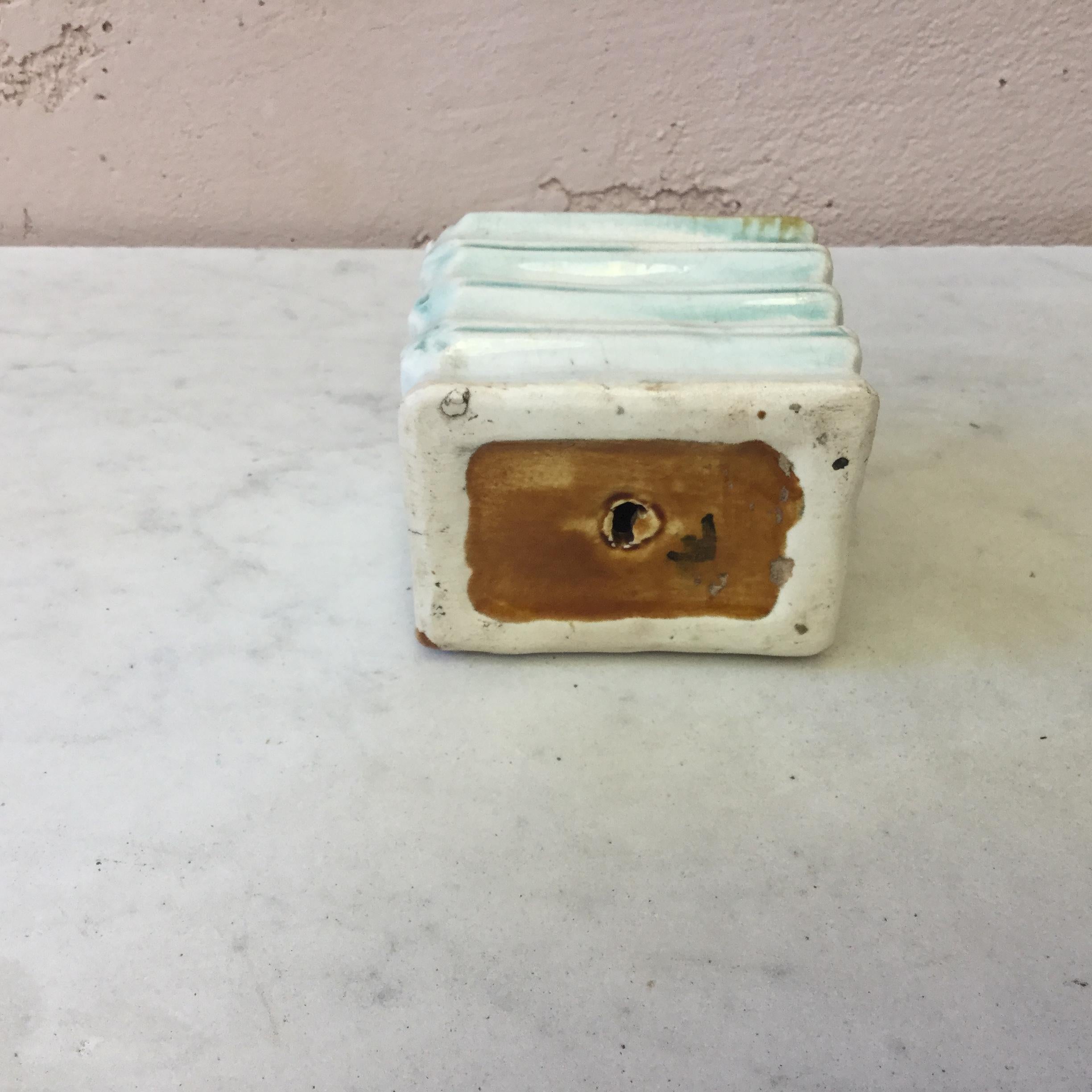 Majolica Onnaing Book Money Bank Box, circa 1900 In Good Condition For Sale In Austin, TX