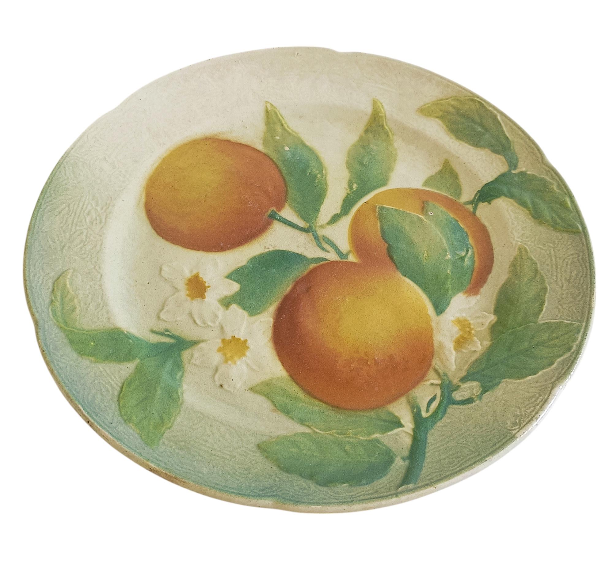 Piatto di arance in maiolica di Keller & Guerin Saint Clement, Francia, 1900 in vendita 1