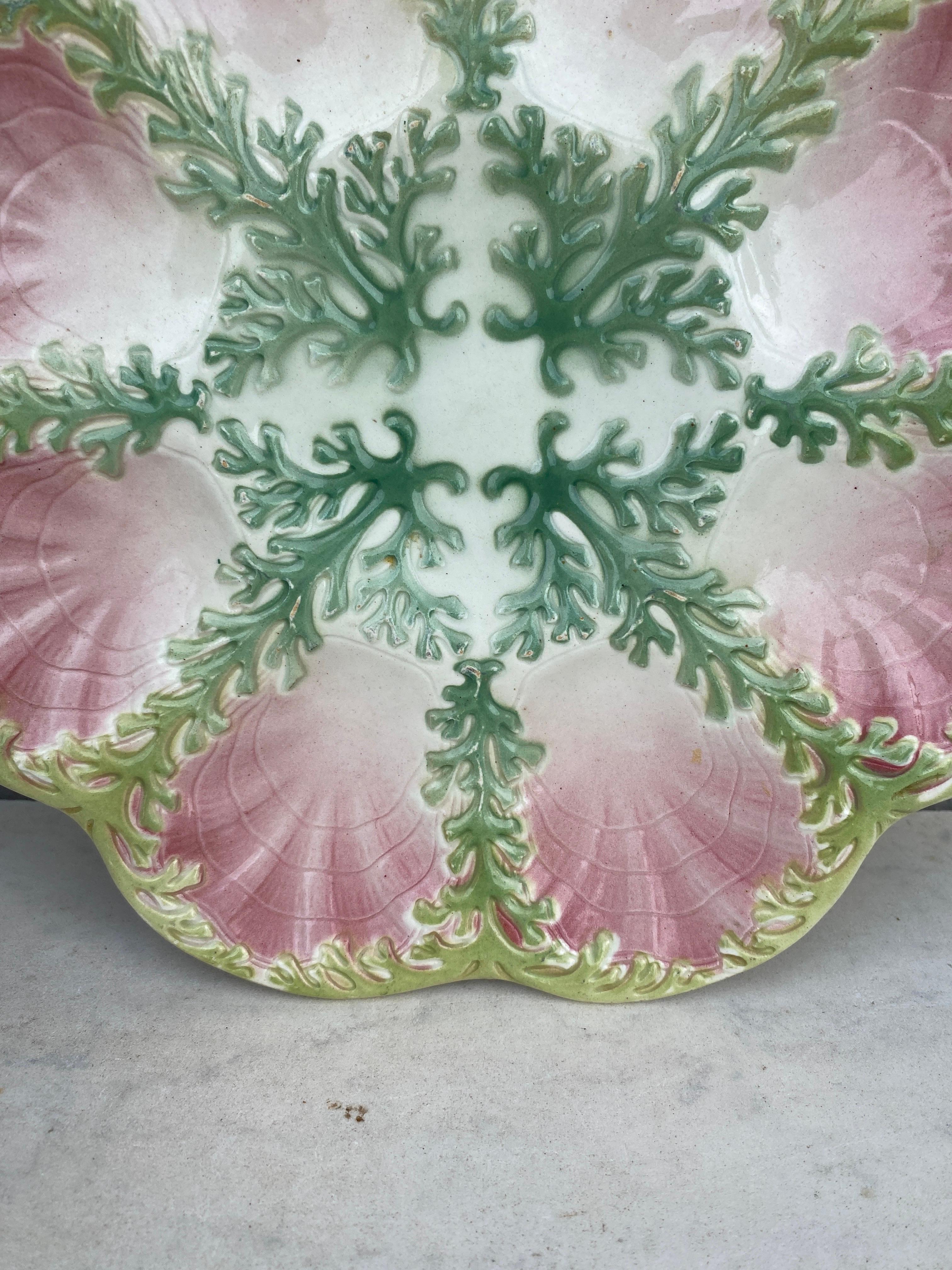 French Provincial Majolica Oyster Plate Keller & Guerin Saint Clement, circa 1890