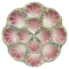 Assiette à huîtres en majolique Keller & Guerin Saint Clement, vers 1890