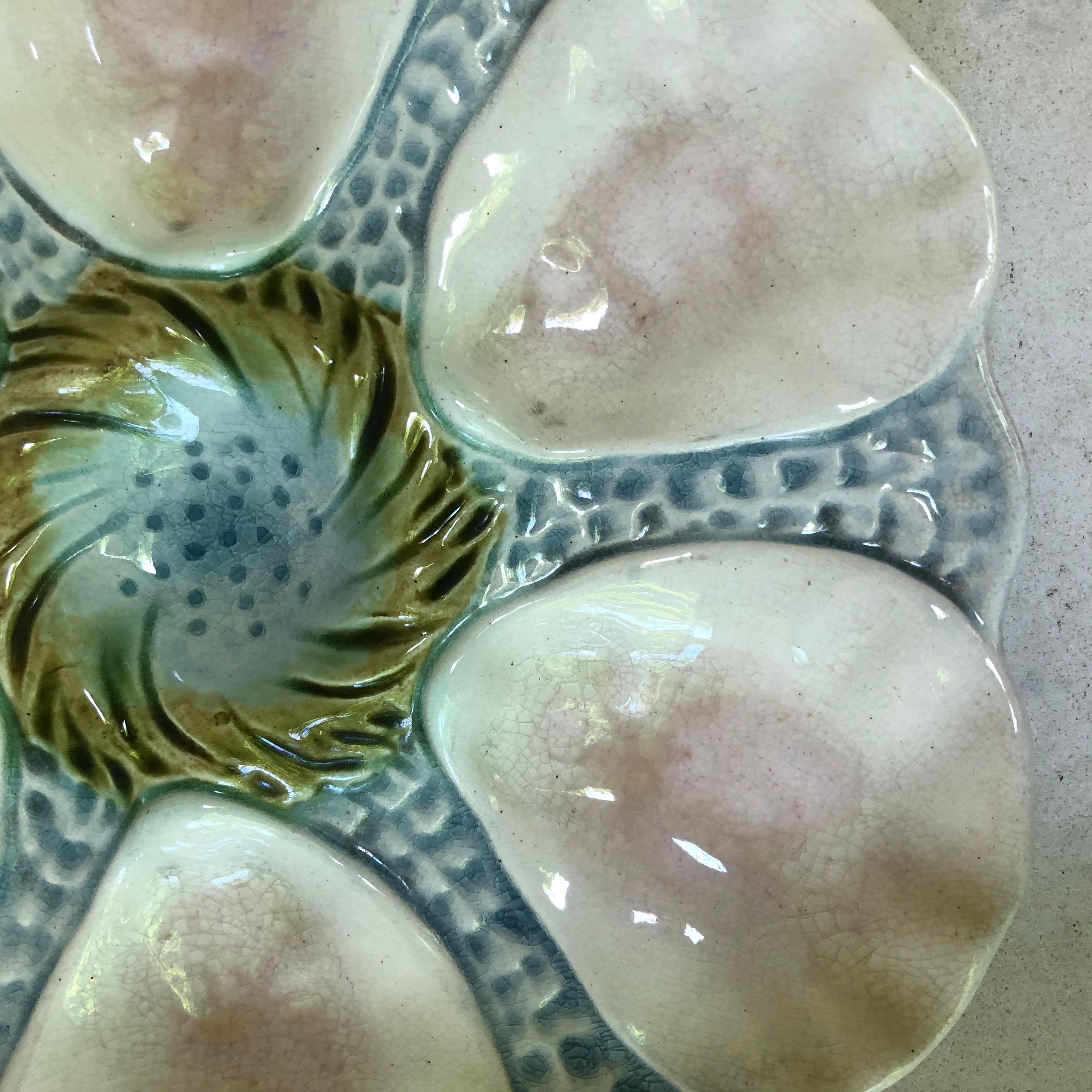 Majolica Oyster Plate Orchies, circa 1900 In Good Condition In Austin, TX