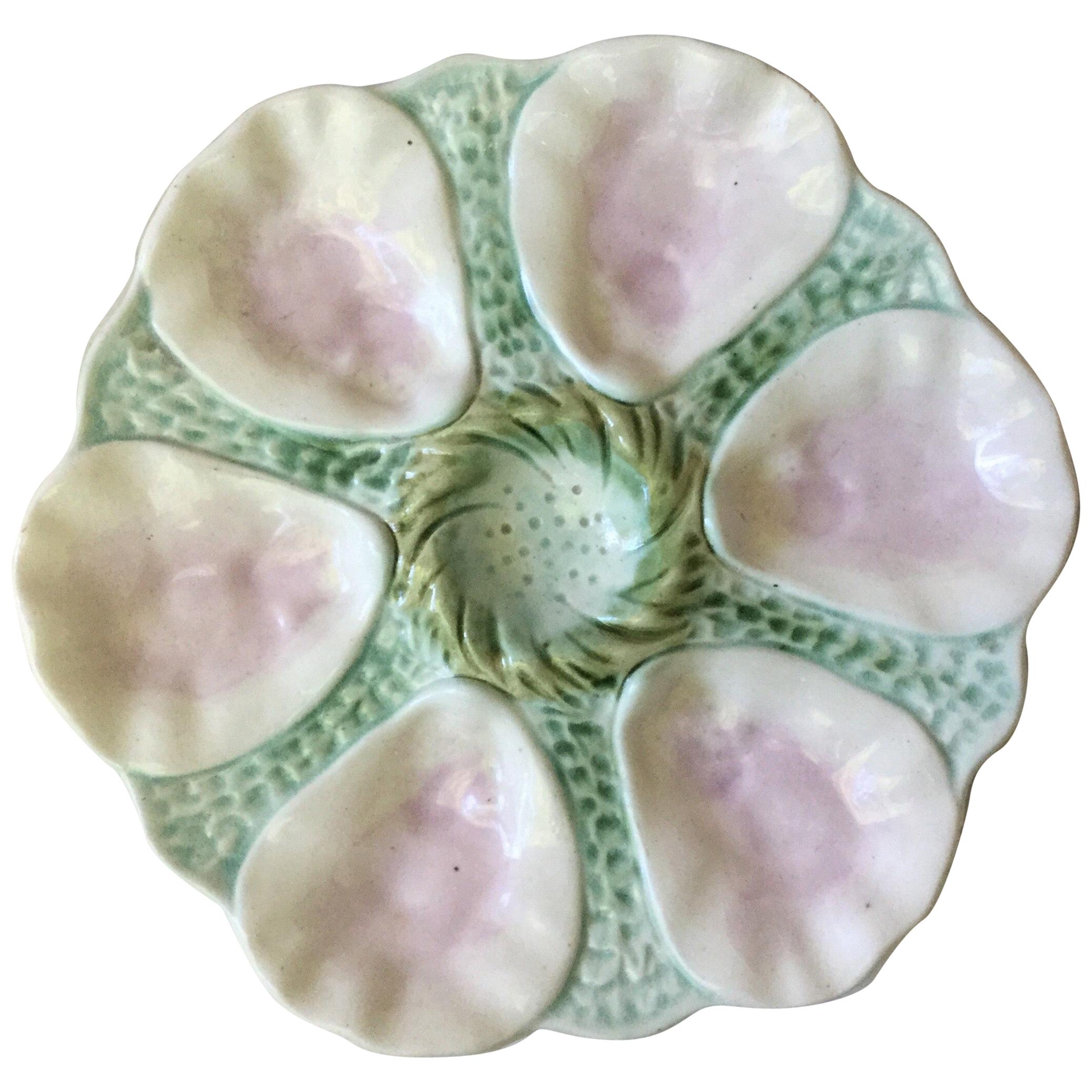 Early 20th Century Majolica Oyster Plate Orchies, circa 1900