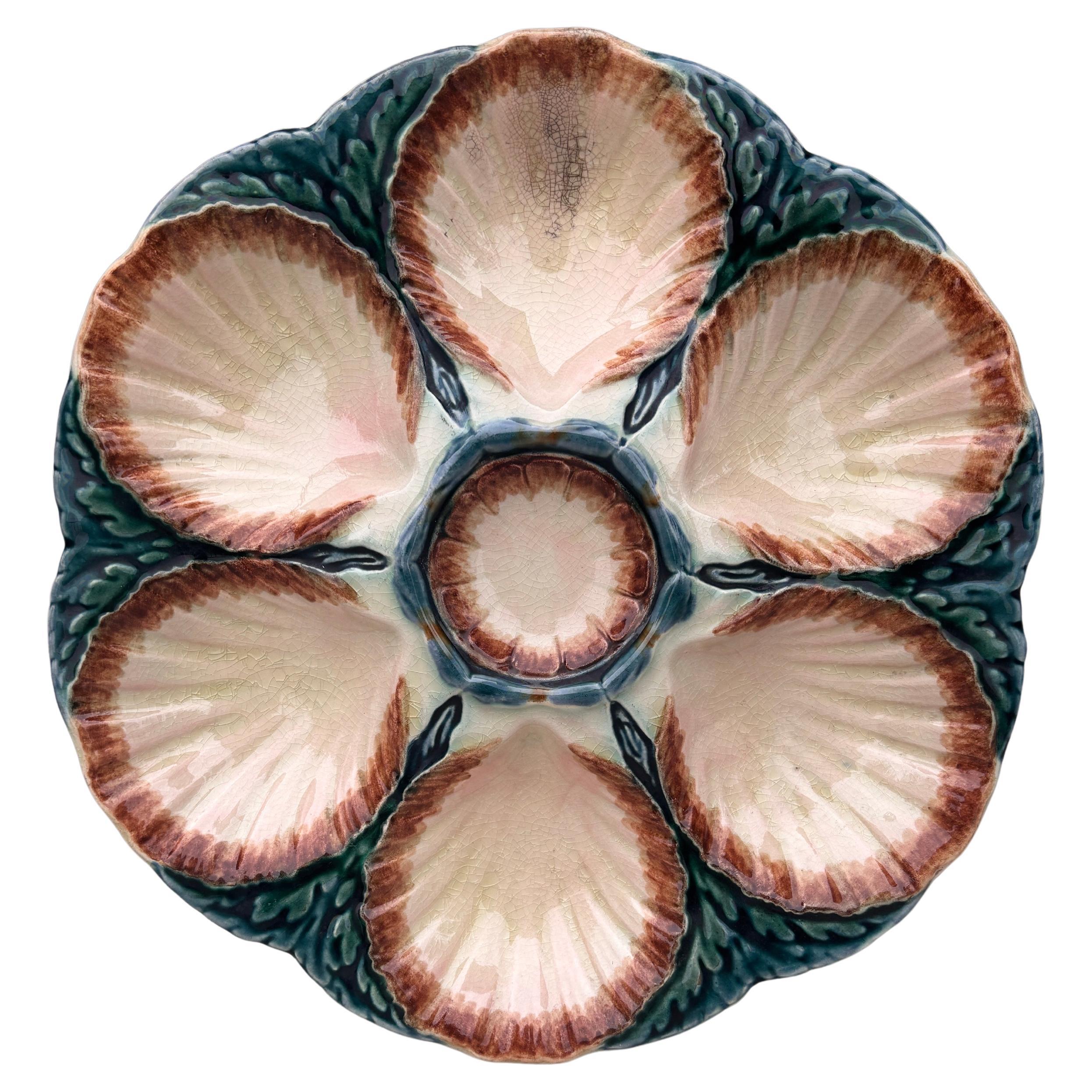 Majolica Oyster Plate Sarreguemines, circa 1870 For Sale