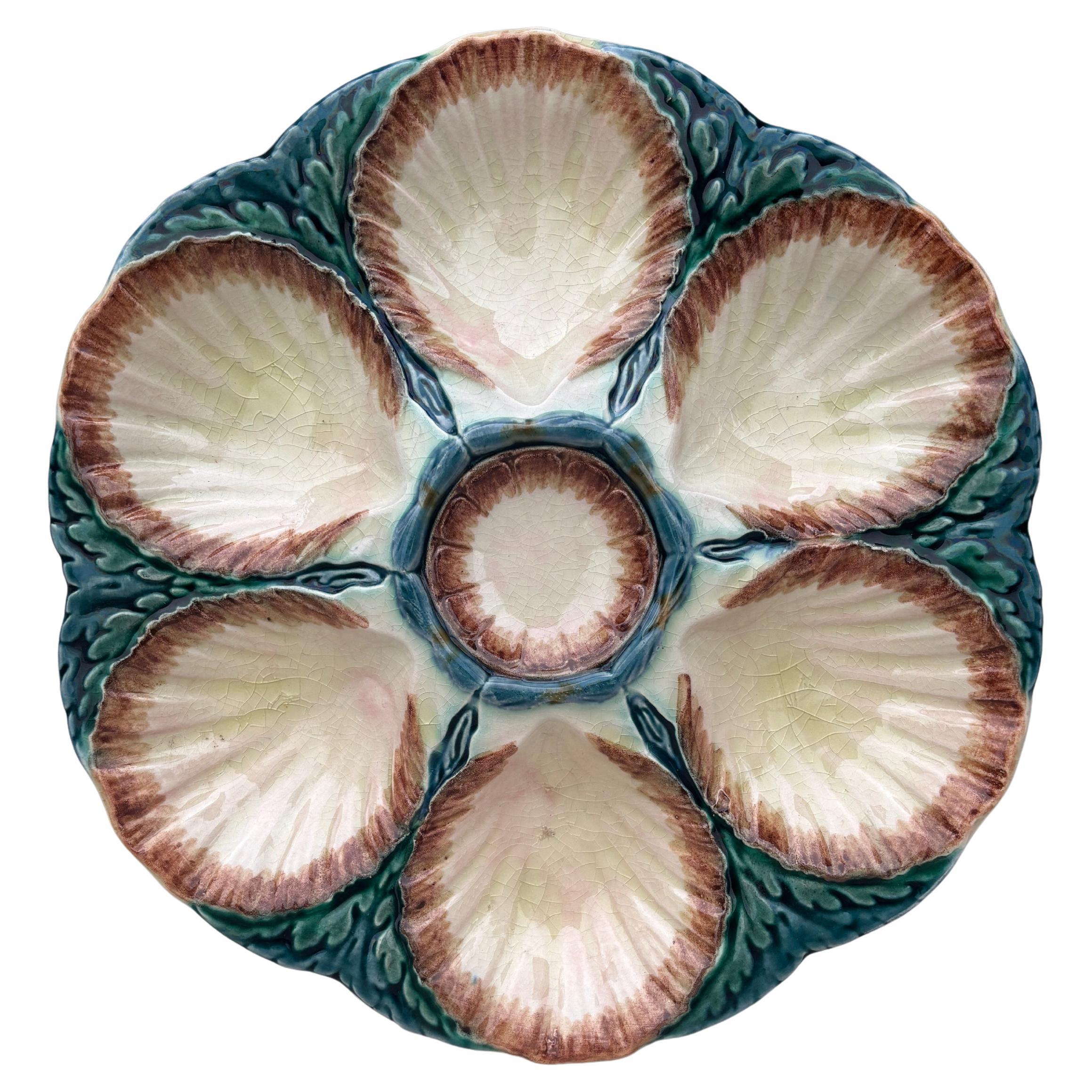 Piatto da ostriche in maiolica Sarreguemines, 1870 circa