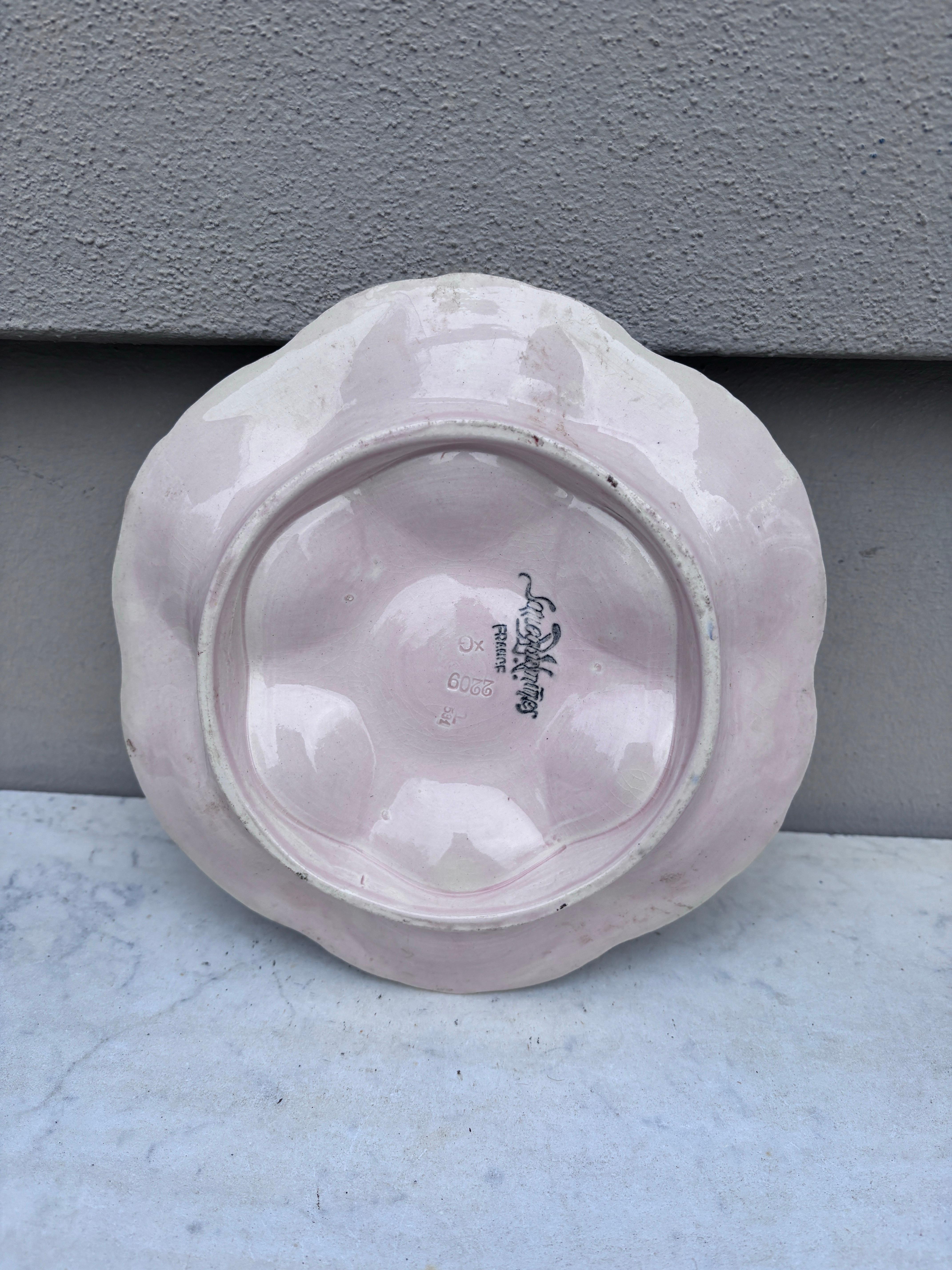 French Provincial Majolica Oyster Plate Sarreguemines, circa 1920 For Sale