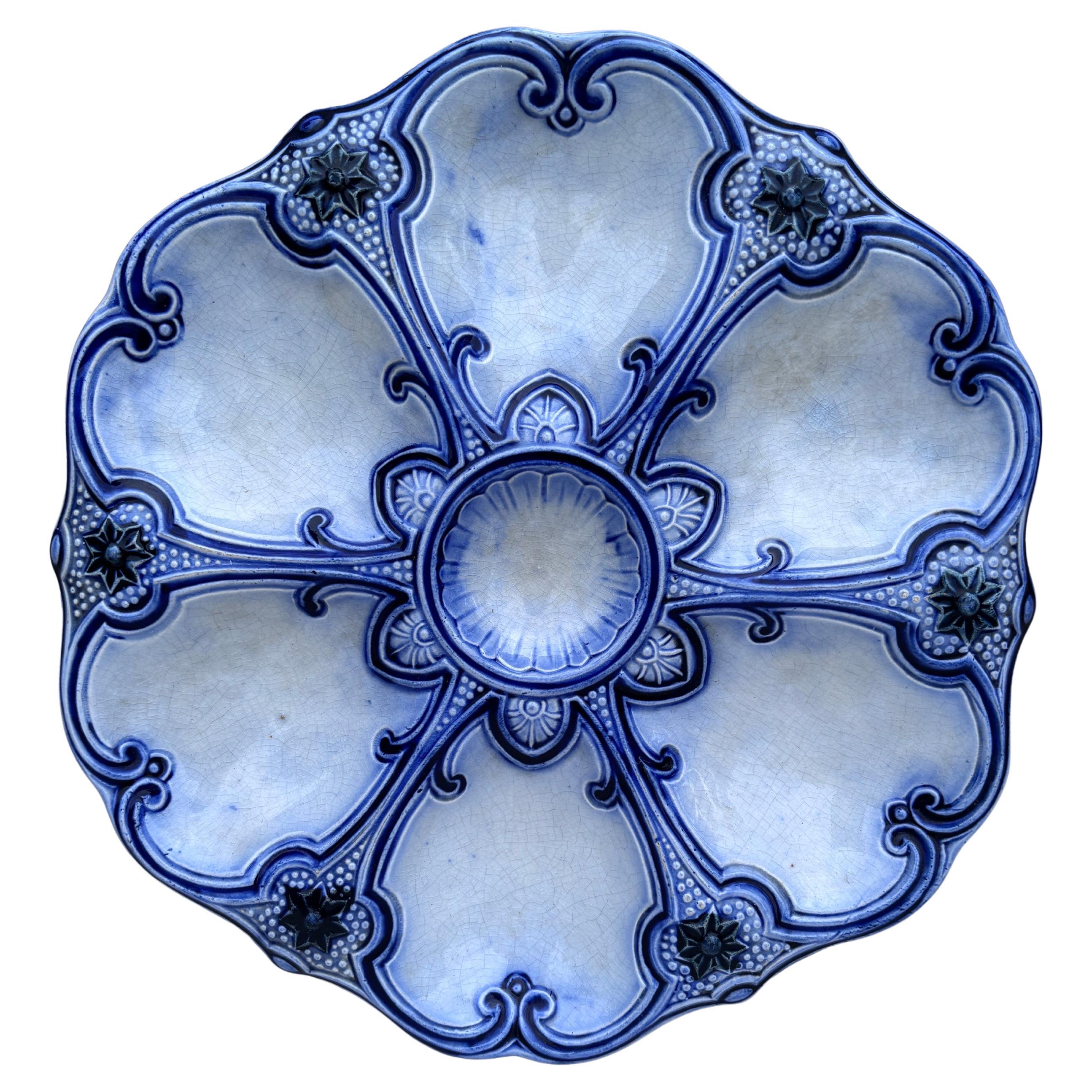 Début du 20ème siècle Assiette à huîtres en majolique Sarreguemines, vers 1920 en vente