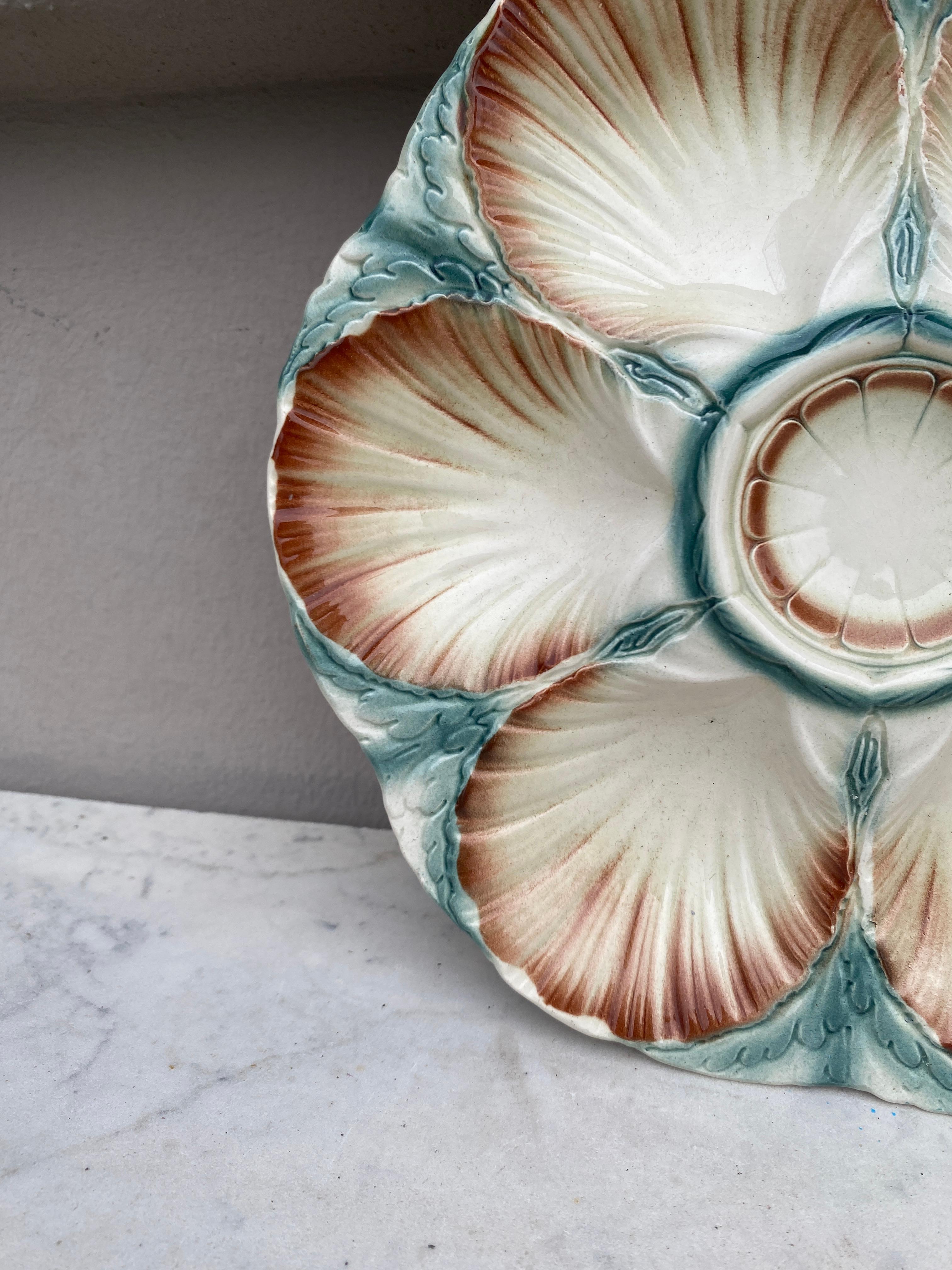 French Majolica Oyster Plate Sarreguemines Digoin, circa 1920 For Sale
