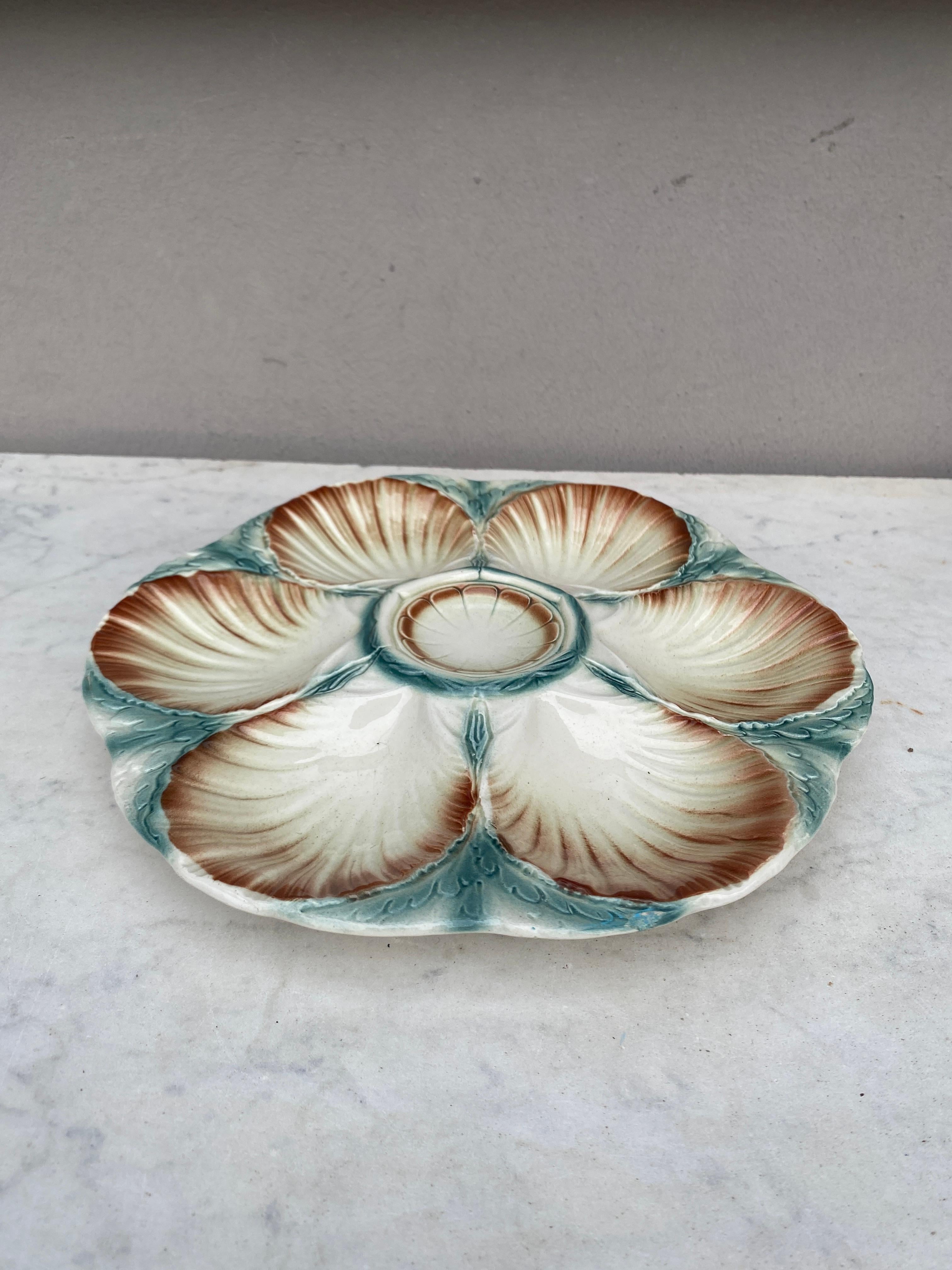 Early 20th Century Majolica Oyster Plate Sarreguemines Digoin, circa 1920 For Sale