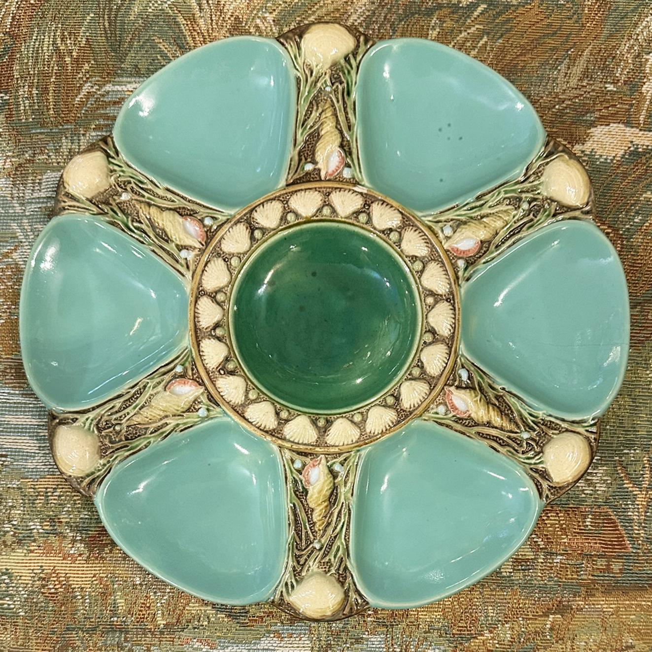 Smaltato Piatti da ostrica in maiolica di Minton, 1876 in vendita