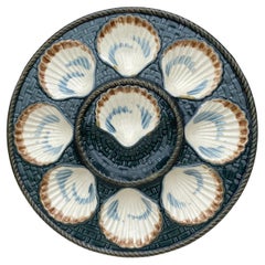 Assiette à huîtres en majolique Longchamp, vers 1890