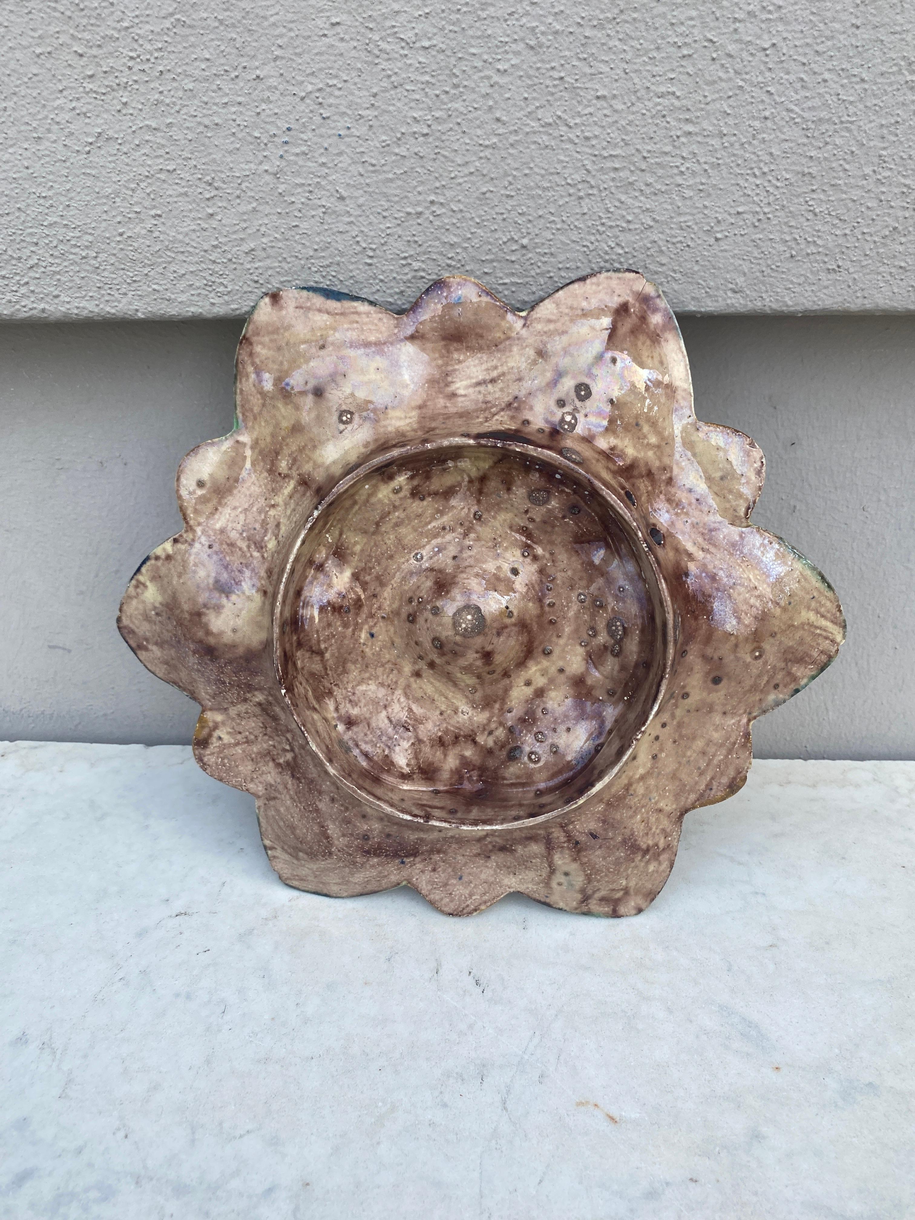 Majolica Palissy Fish Heads Oyster Plate Thomas Sergent, circa 1880 In Good Condition For Sale In Austin, TX