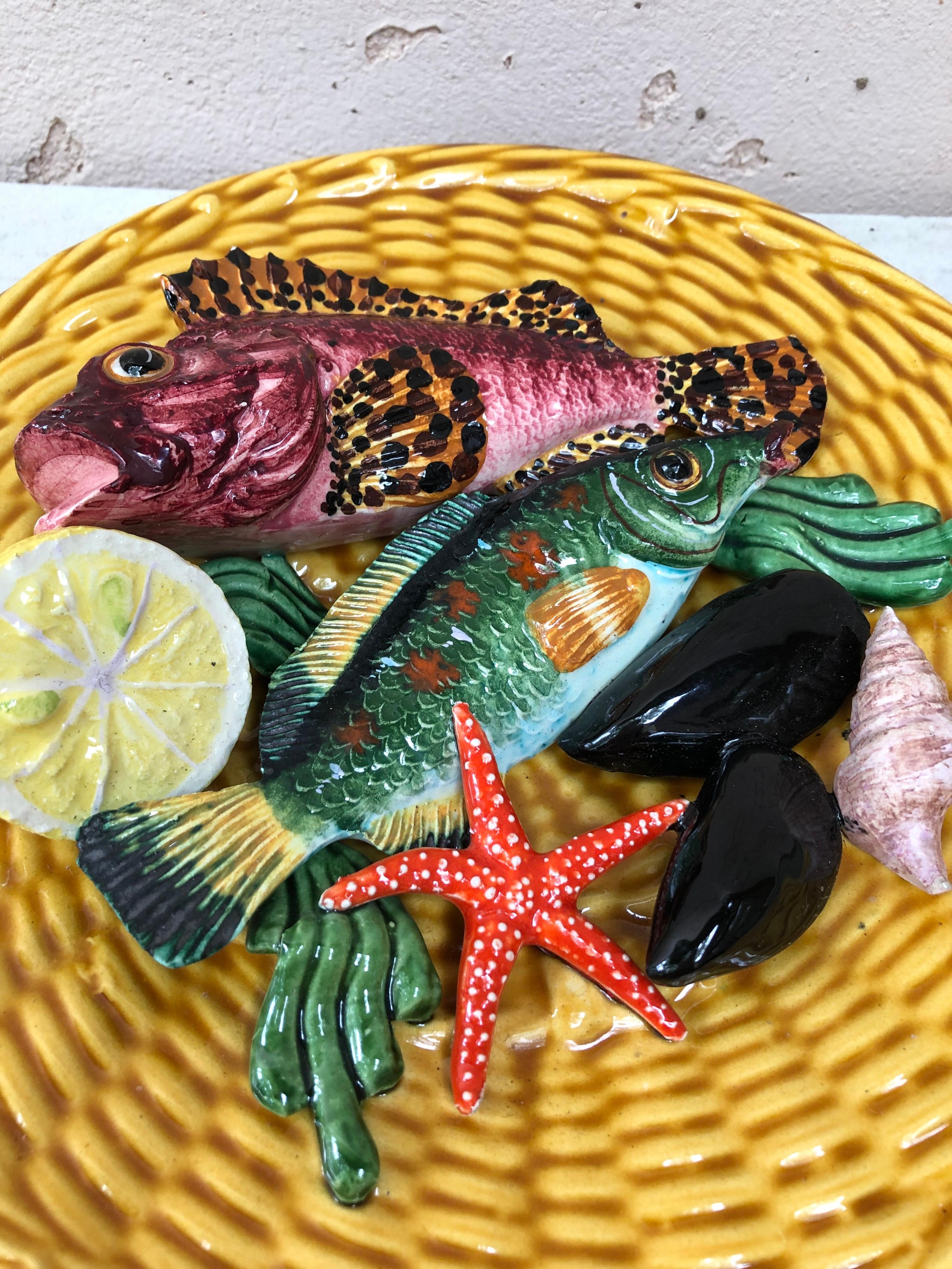 Majolica Palissy Fishs Wall Platter Vallauris Lamarche, circa 1950 In Good Condition In Austin, TX