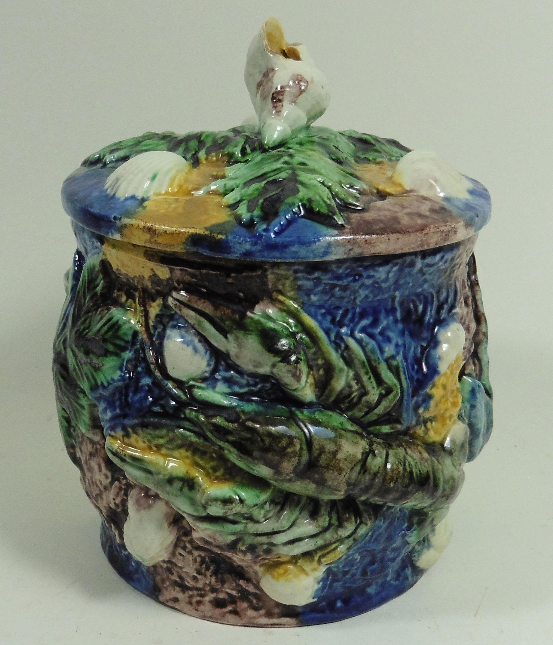 Late 19th Century Majolica Palissy Lizard Box Saint Honore Les Bains, circa 1880 For Sale