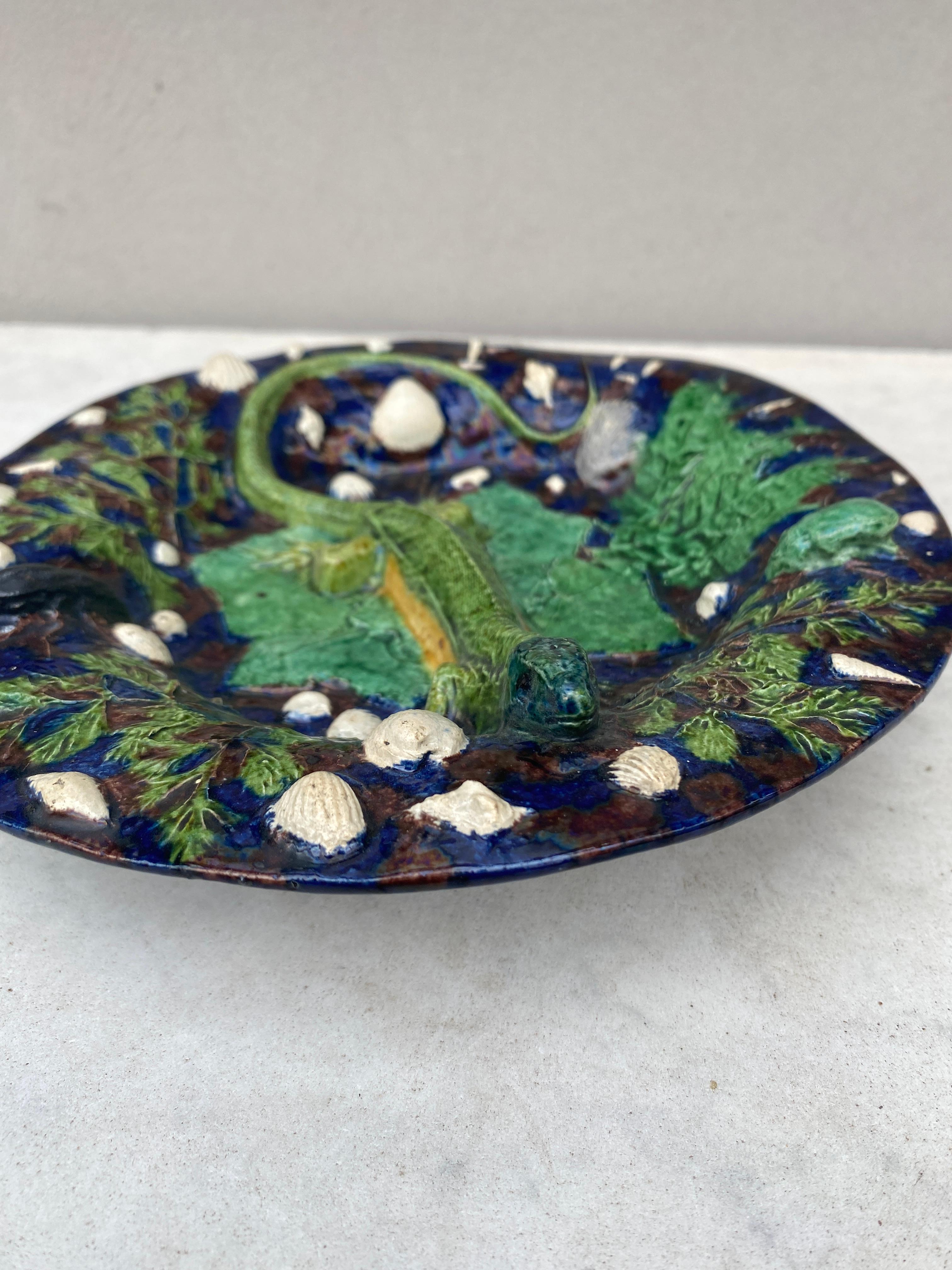 French Majolica Palissy Lizard Footed Platter Pull, circa 1870 For Sale