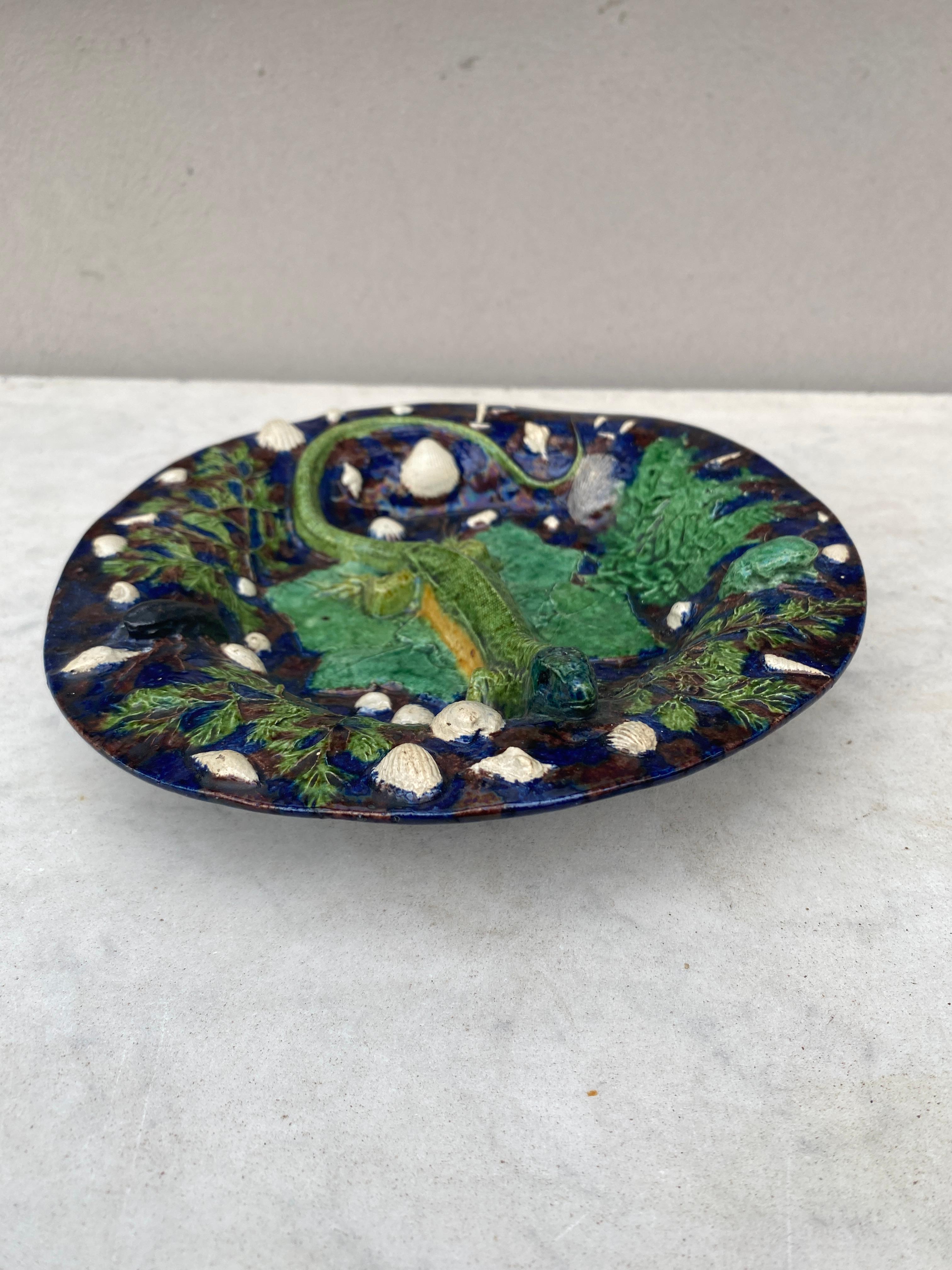 Late 19th Century Majolica Palissy Lizard Footed Platter Pull, circa 1870 For Sale