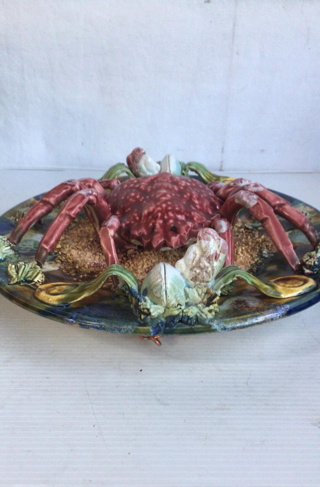 Majolica Palissy Portuguese Spider Crab Wall Platter, circa 1940 In Good Condition In Austin, TX
