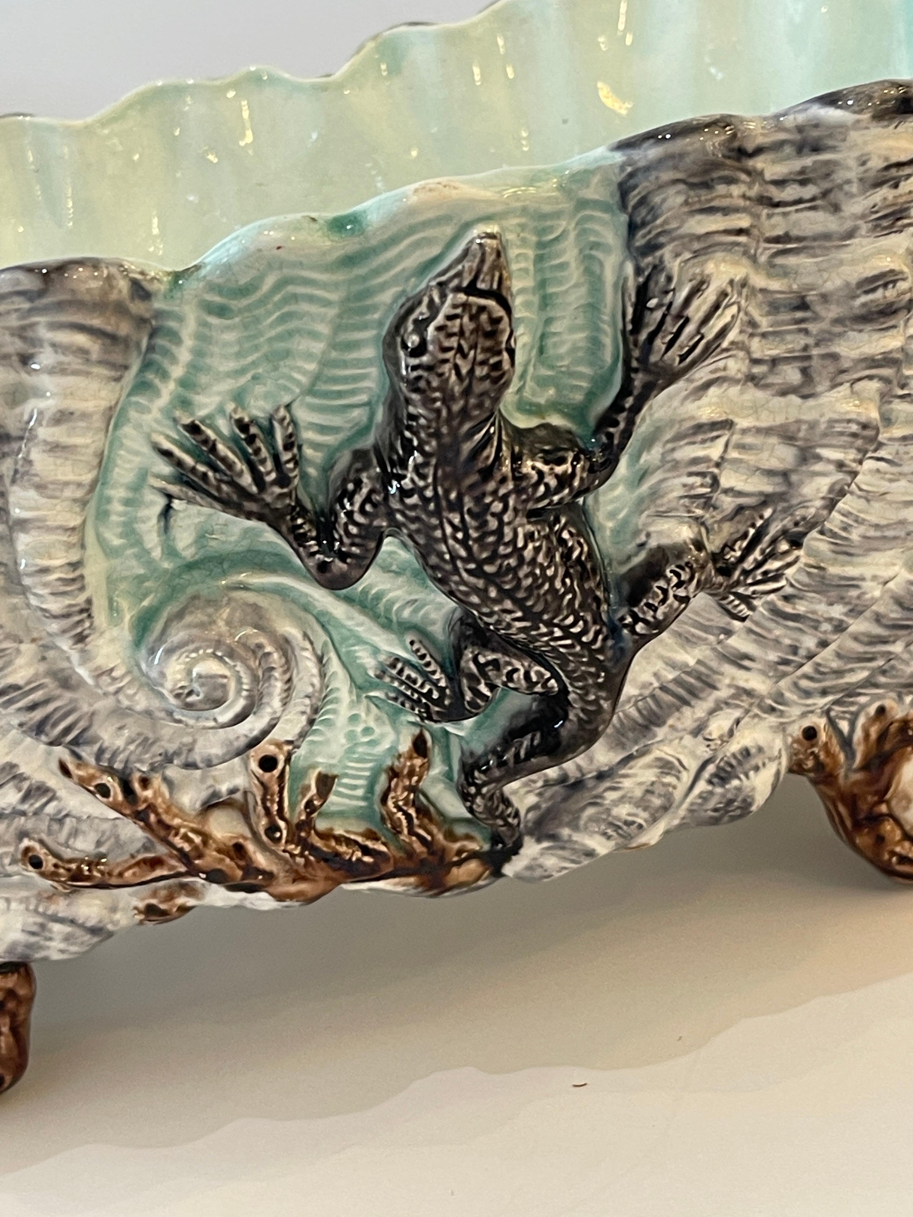 Maiolica  Jardiniere a forma di conchiglia Palissy, pezzo centrale 4
