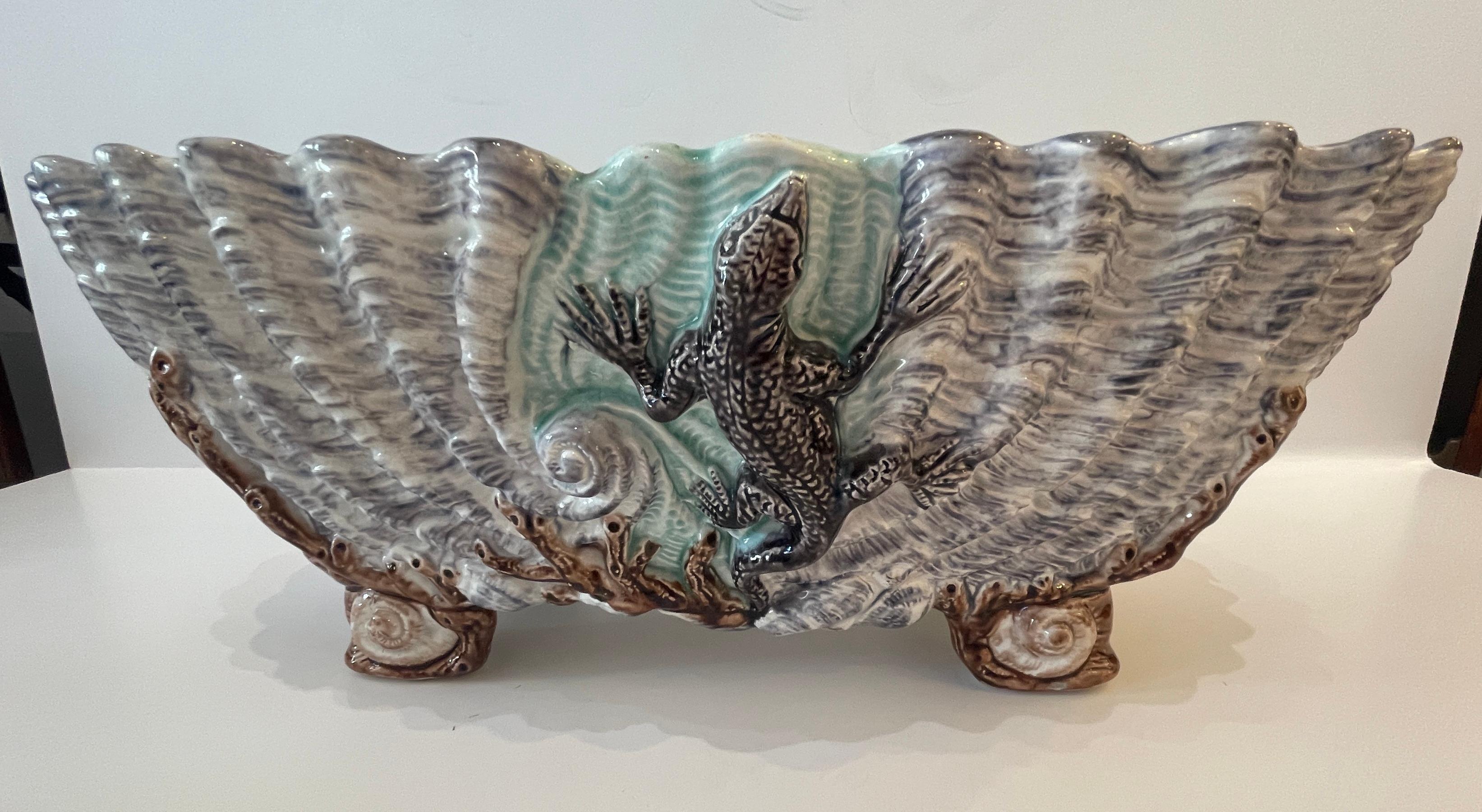 Maiolica  Jardiniere a forma di conchiglia Palissy, pezzo centrale 7