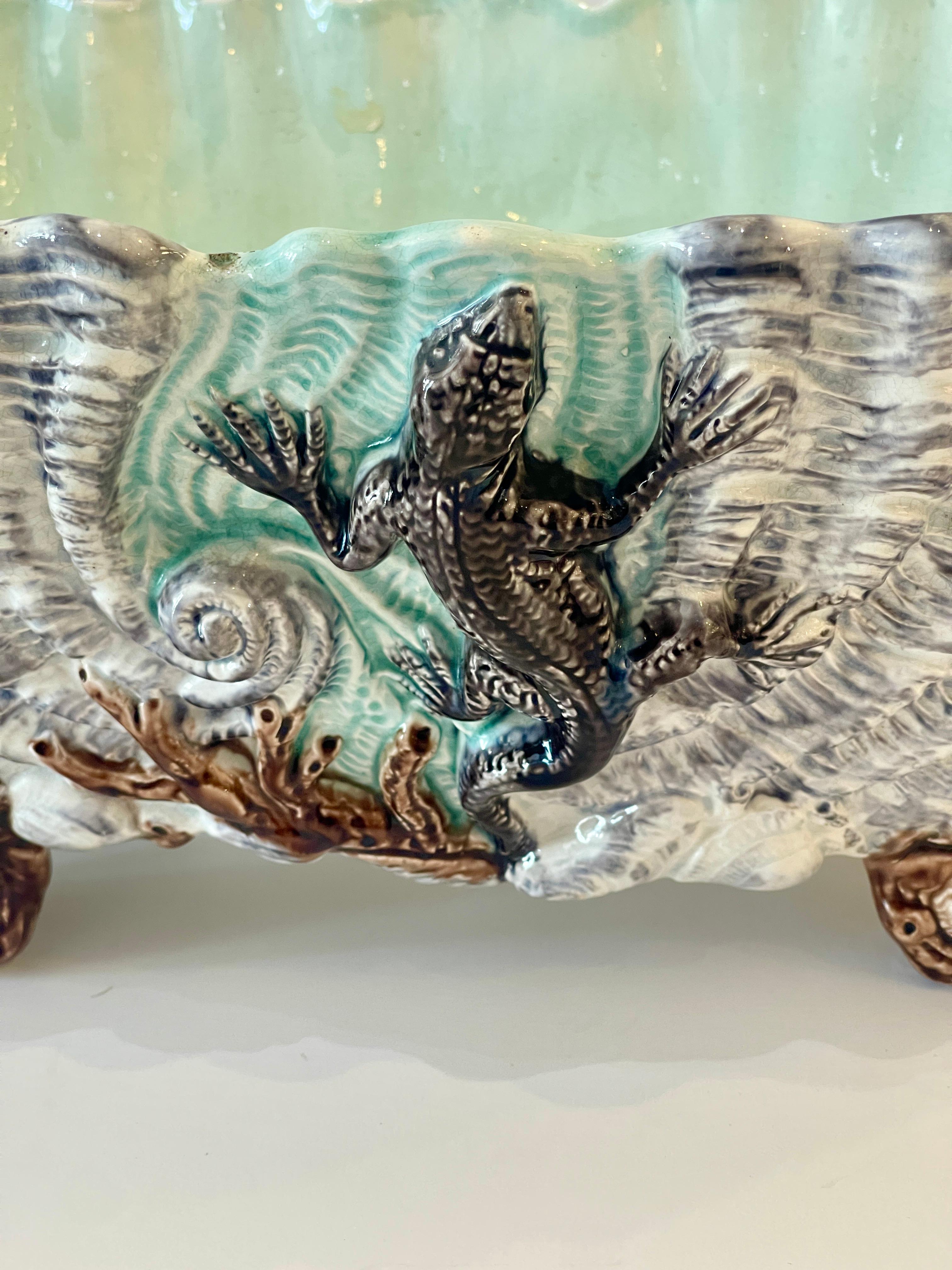Fatto a mano Maiolica  Jardiniere a forma di conchiglia Palissy, pezzo centrale