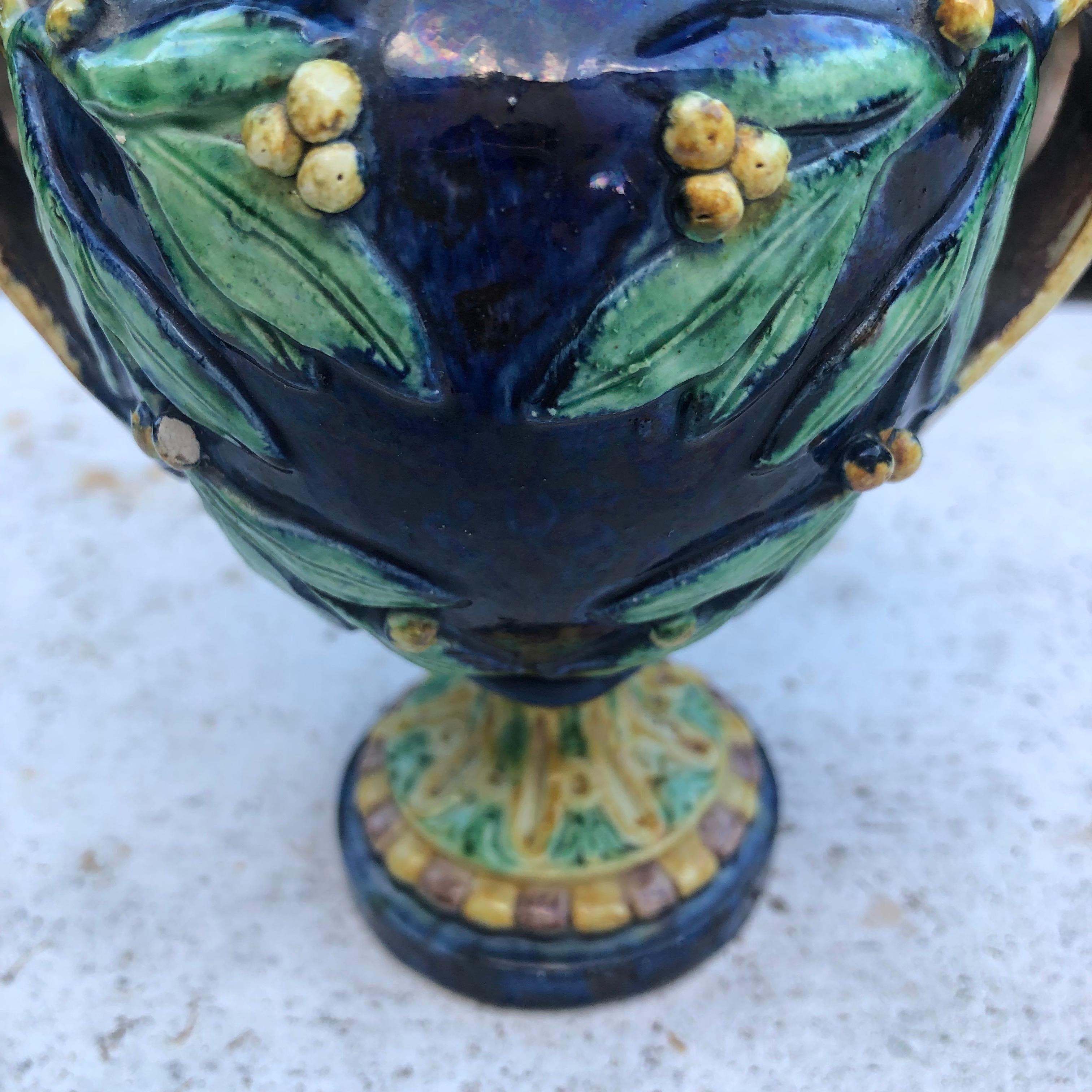Small Palissy handled vase decorated with mistletoe, circa 1880.
The School of Paris was composed by makers as Victor Barbizet, Francois Maurice, Thomas Sergent, Georges pull, it's a group of ceramists who produced Palissy pieces at the end of 19th