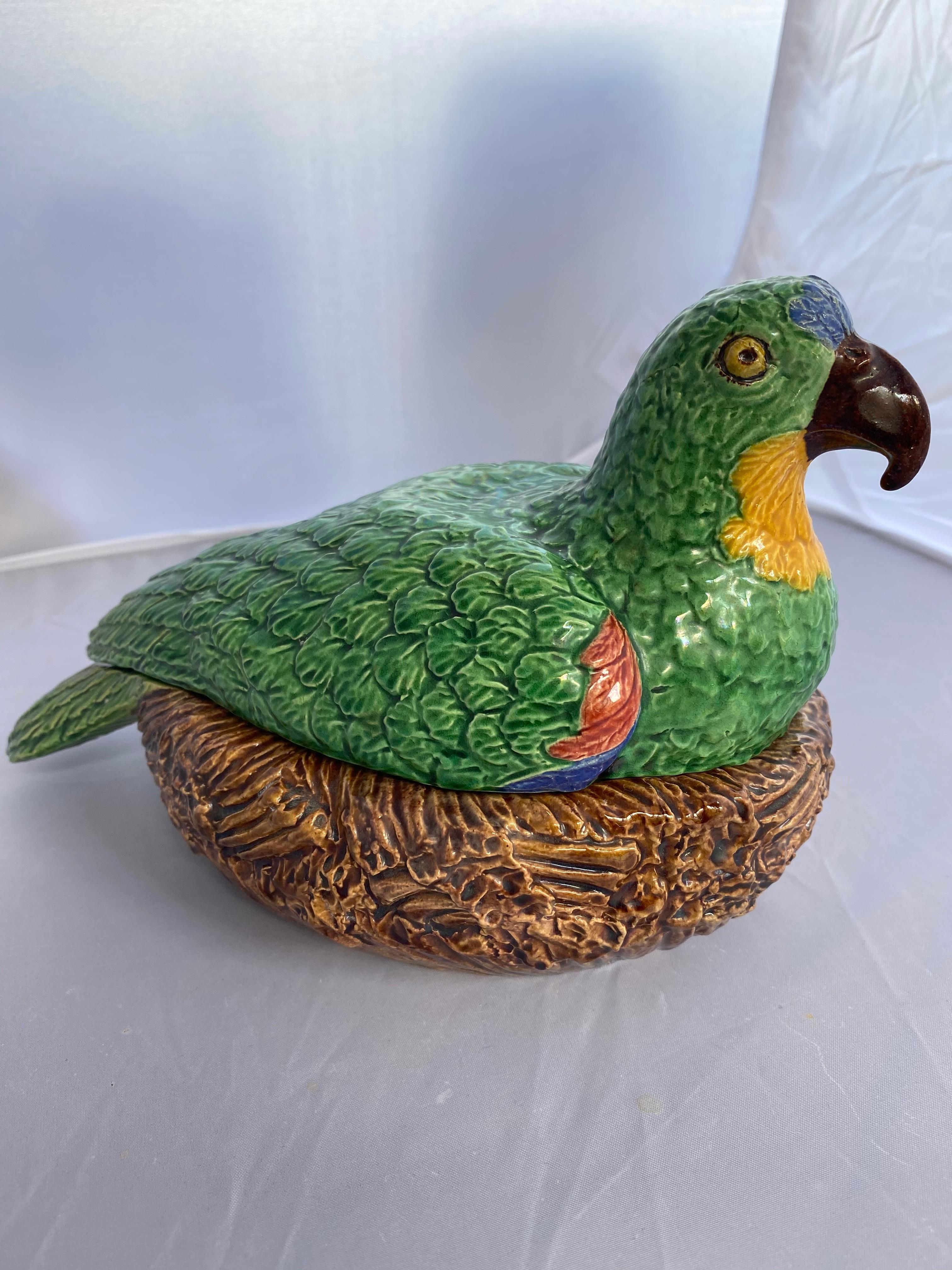 Majolica Palissy Ware Parrot on Nest Lidded Box Signed Bordalo Pinheiro, 1900 In Good Condition In Banner Elk, NC