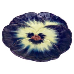 Assiette pansy Jerome Massier, vers 1890