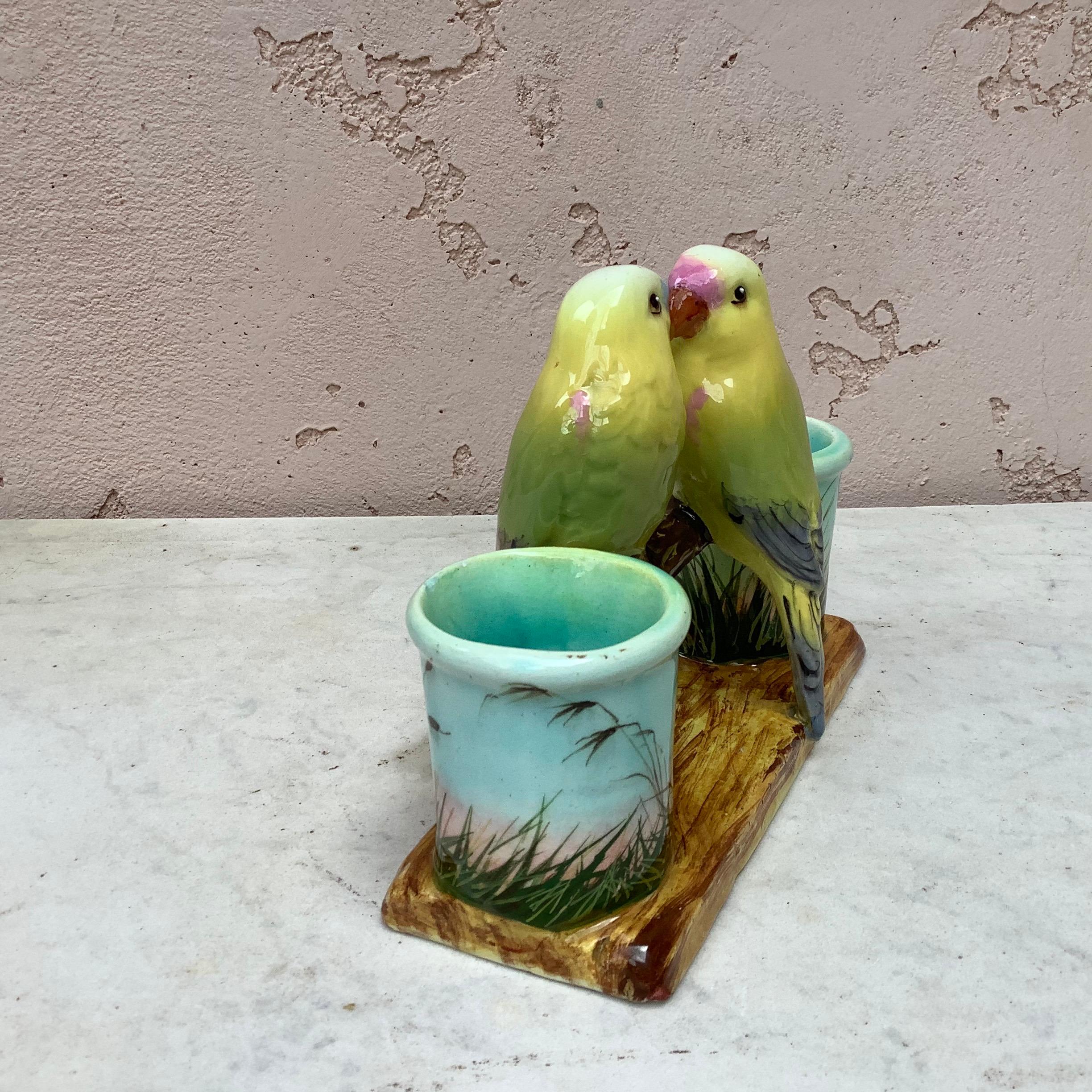 Art nouveau Vase double perroquets en majolique Delphin Massier:: vers 1890 en vente