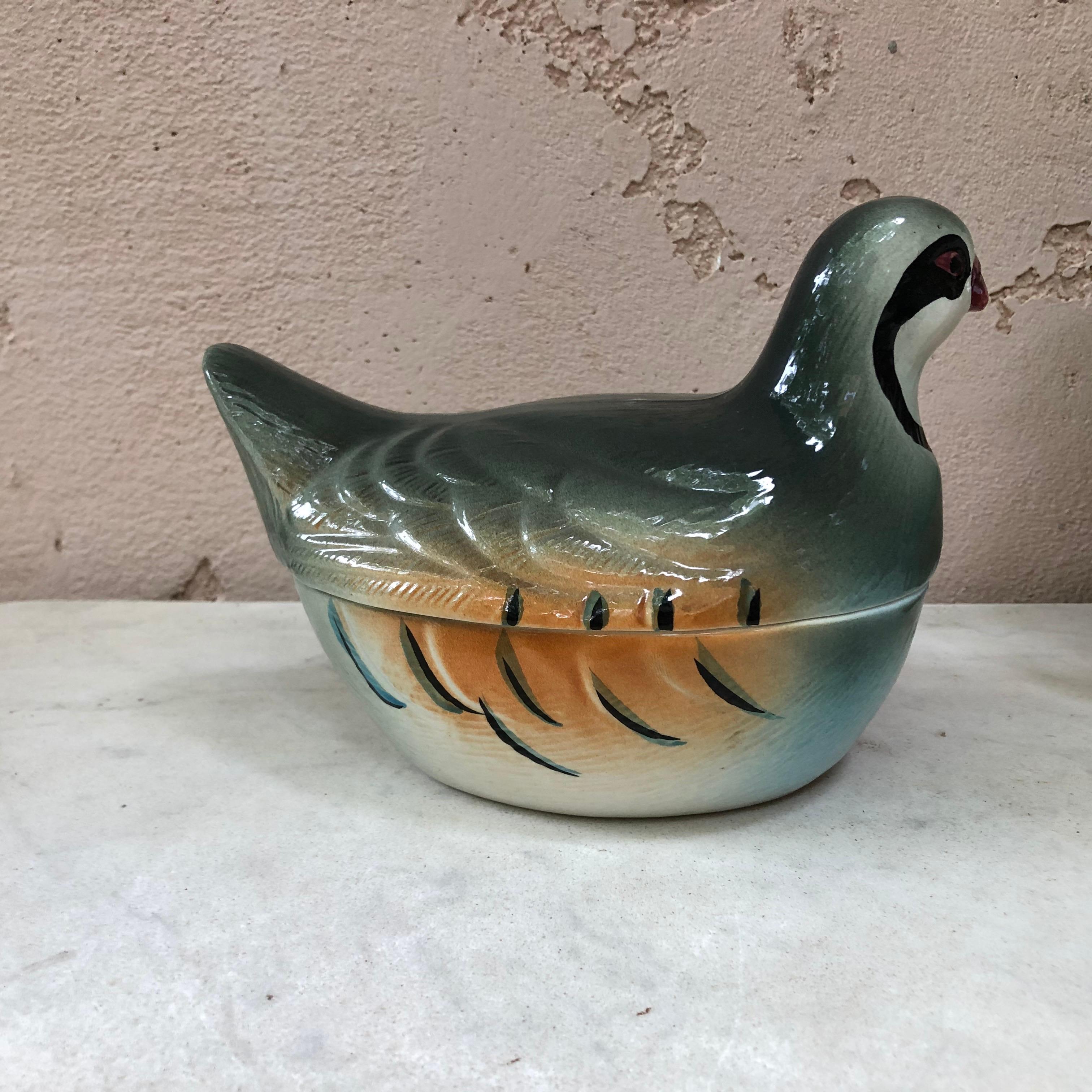 Majolica Partridge Tureen, circa 1950 In Good Condition In Austin, TX