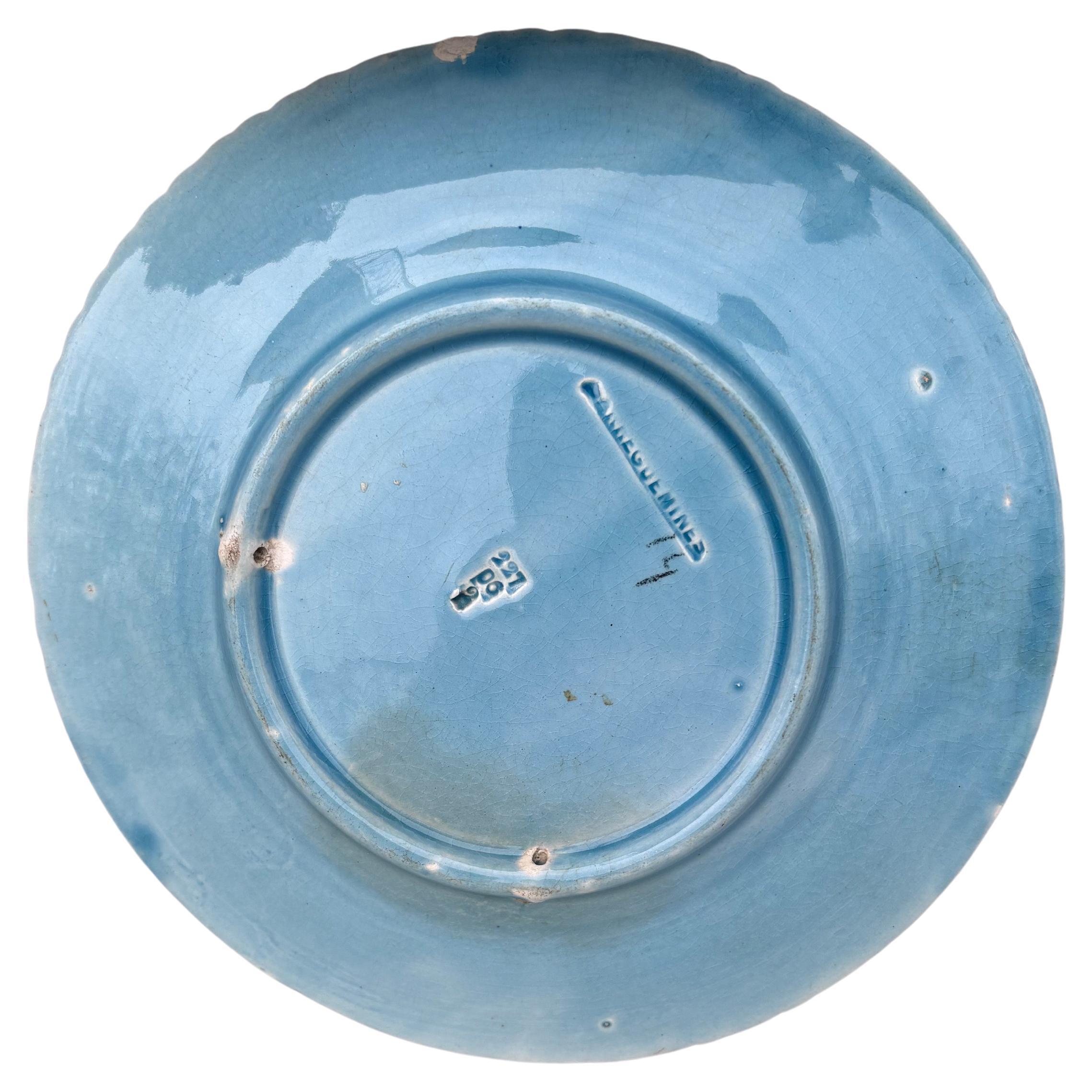Plato de mayólica Margaritas rosas Sarreguemines, circa 1890 Francés en venta