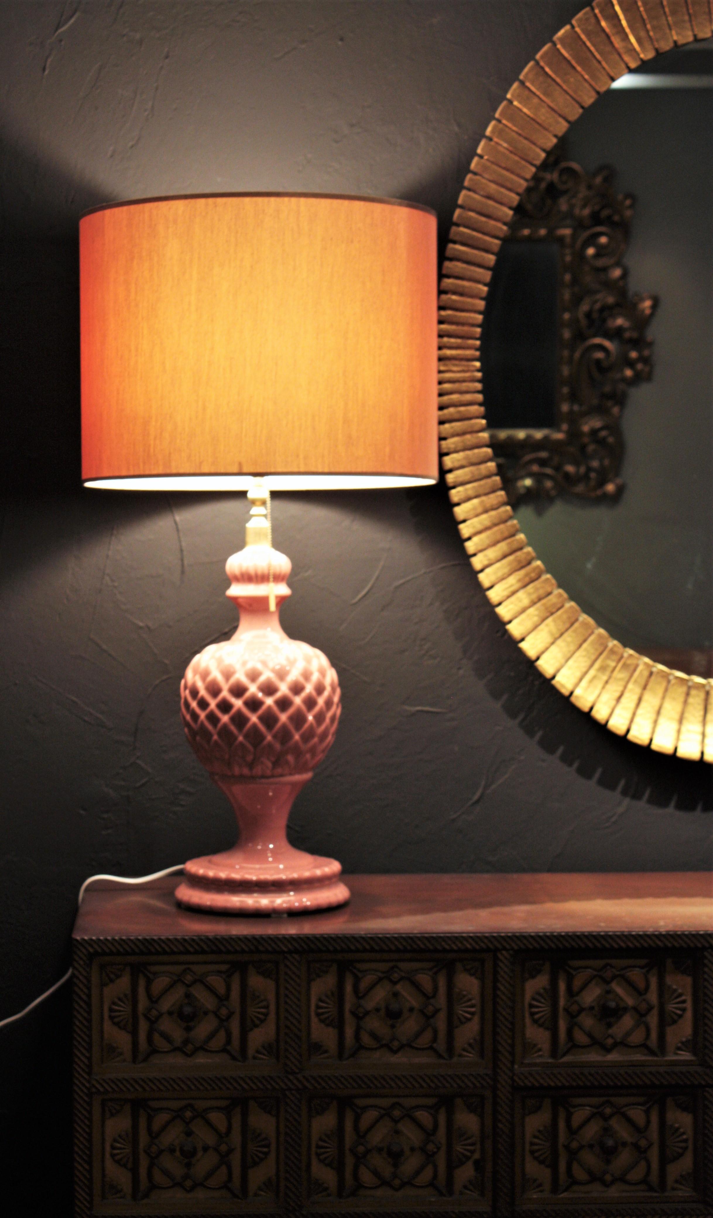 pink ceramic table lamp