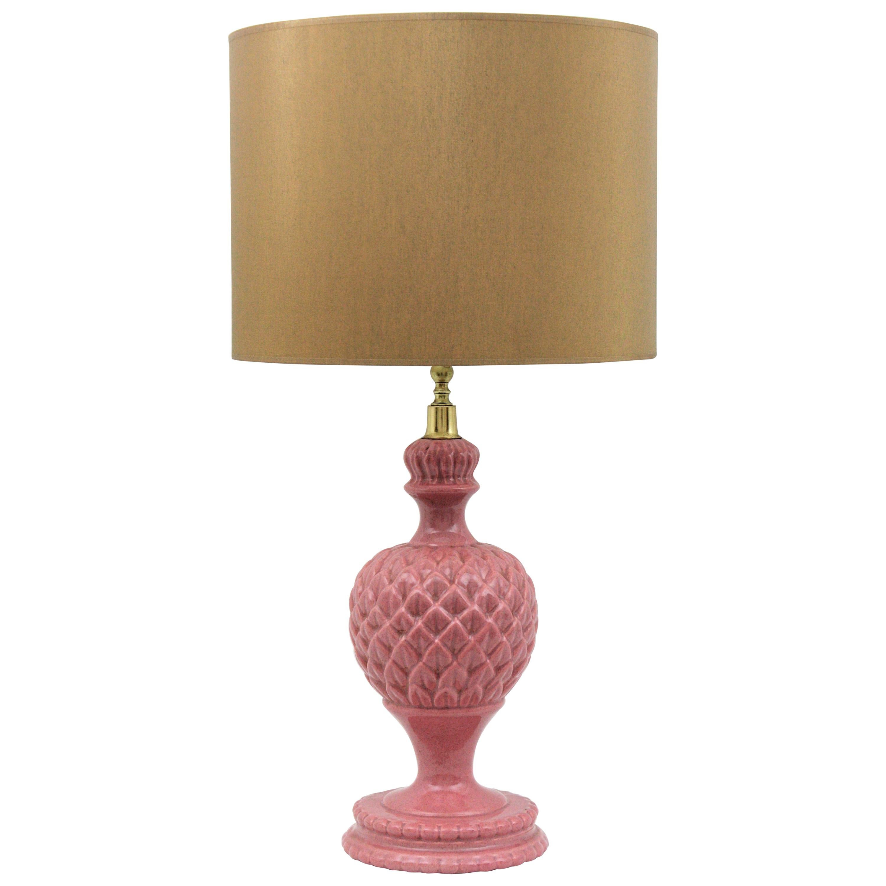 Lampe de bureau artichauts en céramique vernissée rose en majolique, Espagne, années 1960 en vente