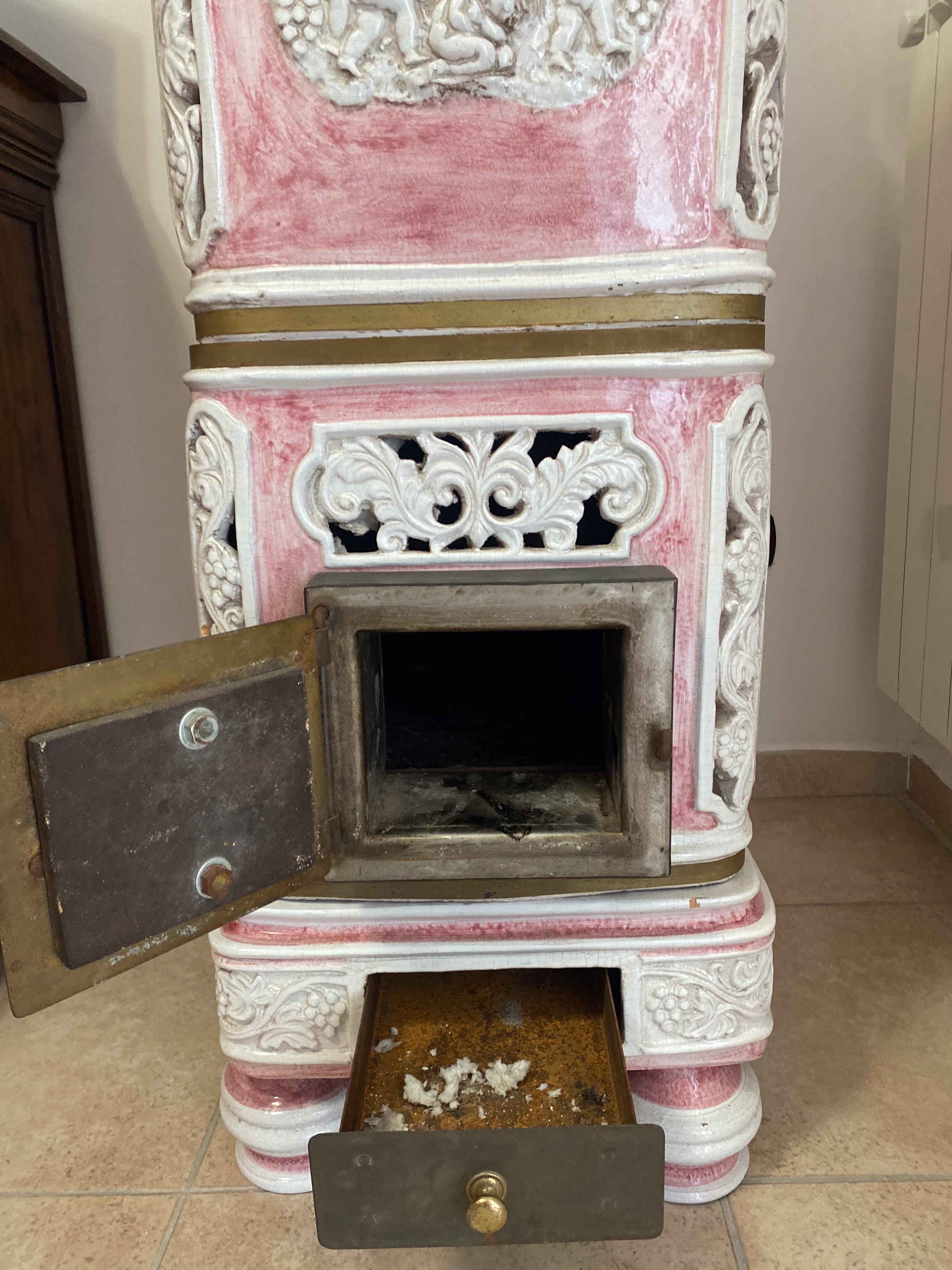 majolica stove