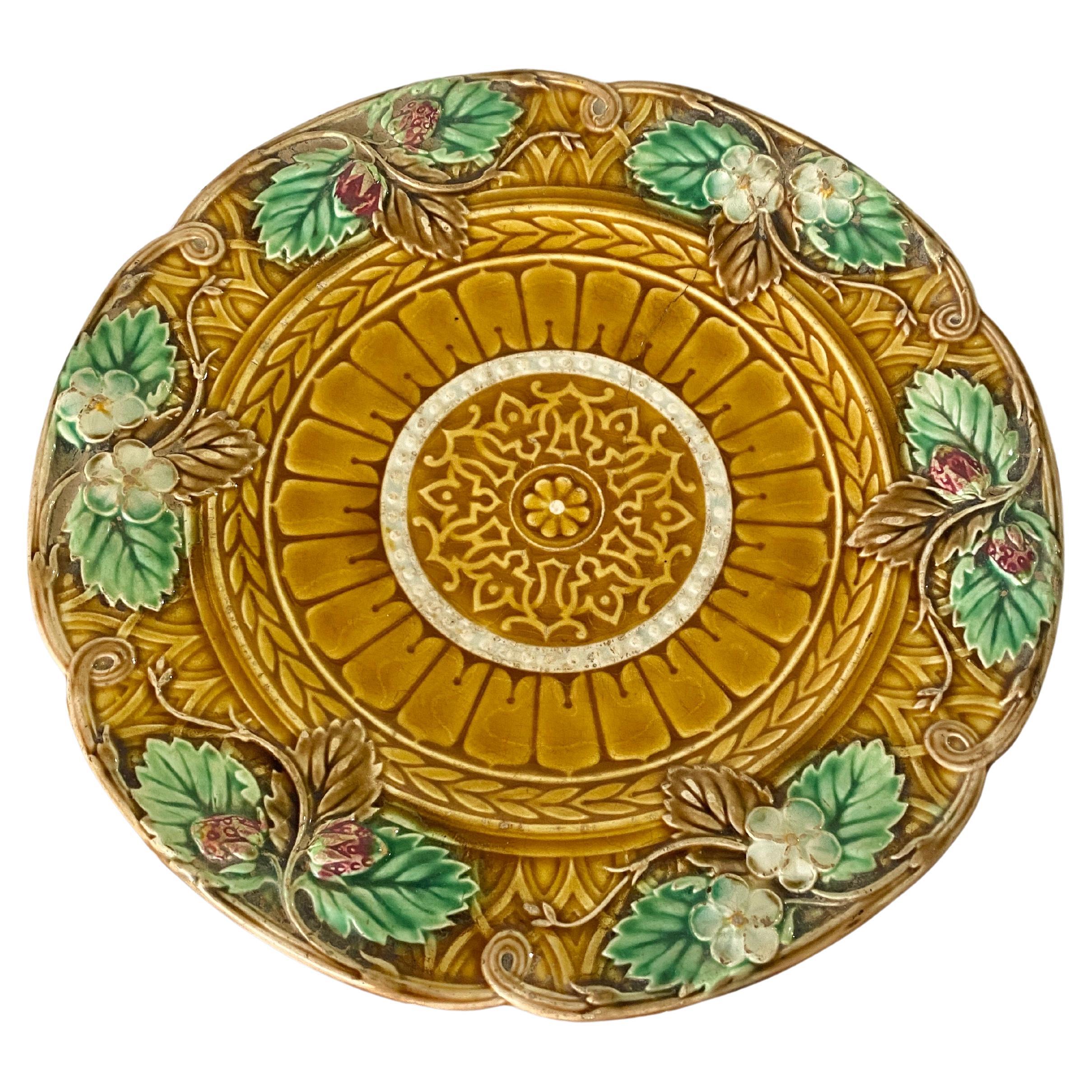 Majolica Plate by Sarreguemines, Faience 19th Century, France For Sale