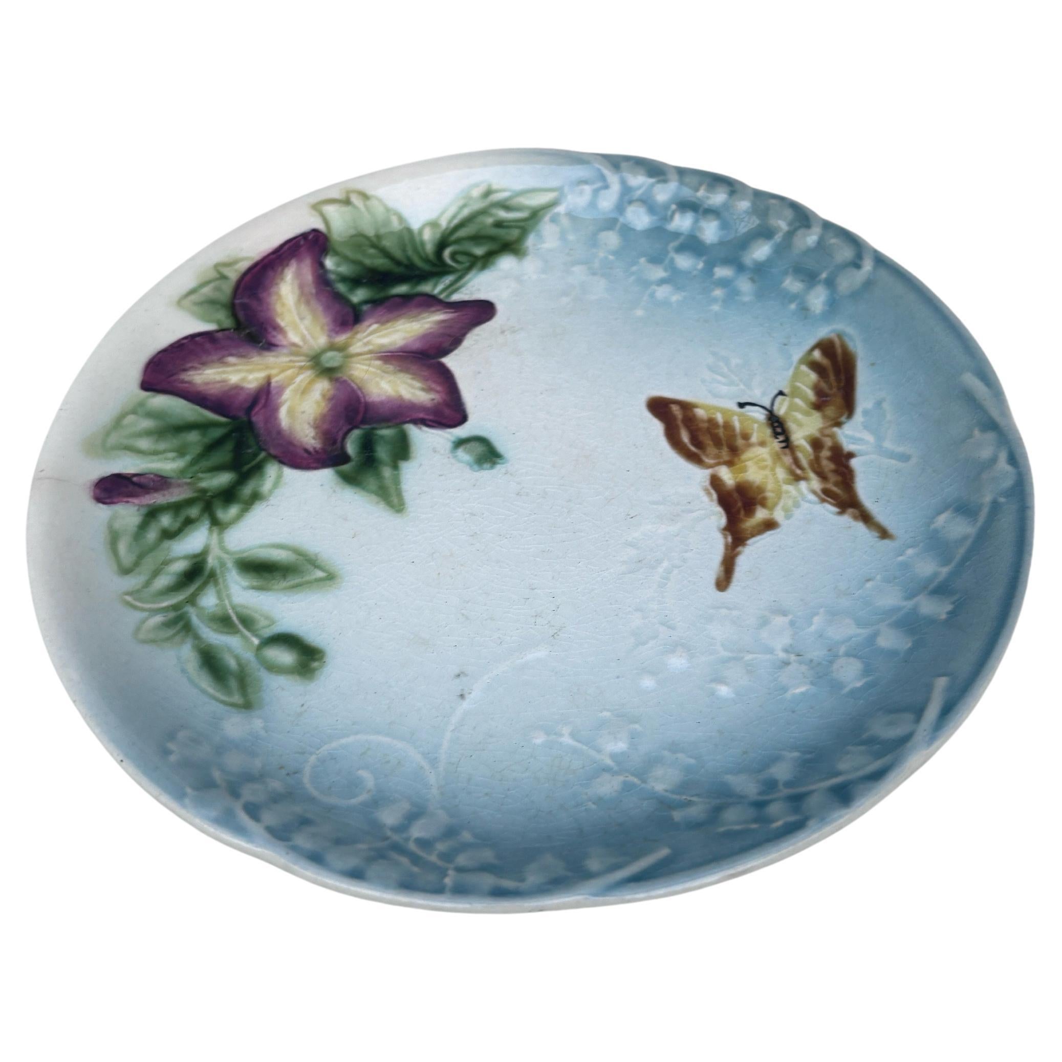 Majolica Plate Flowers & Dragonfly Choisy le Roi, circa 1880.
Baby blue background with lily of the valley.
8 inches diameter.