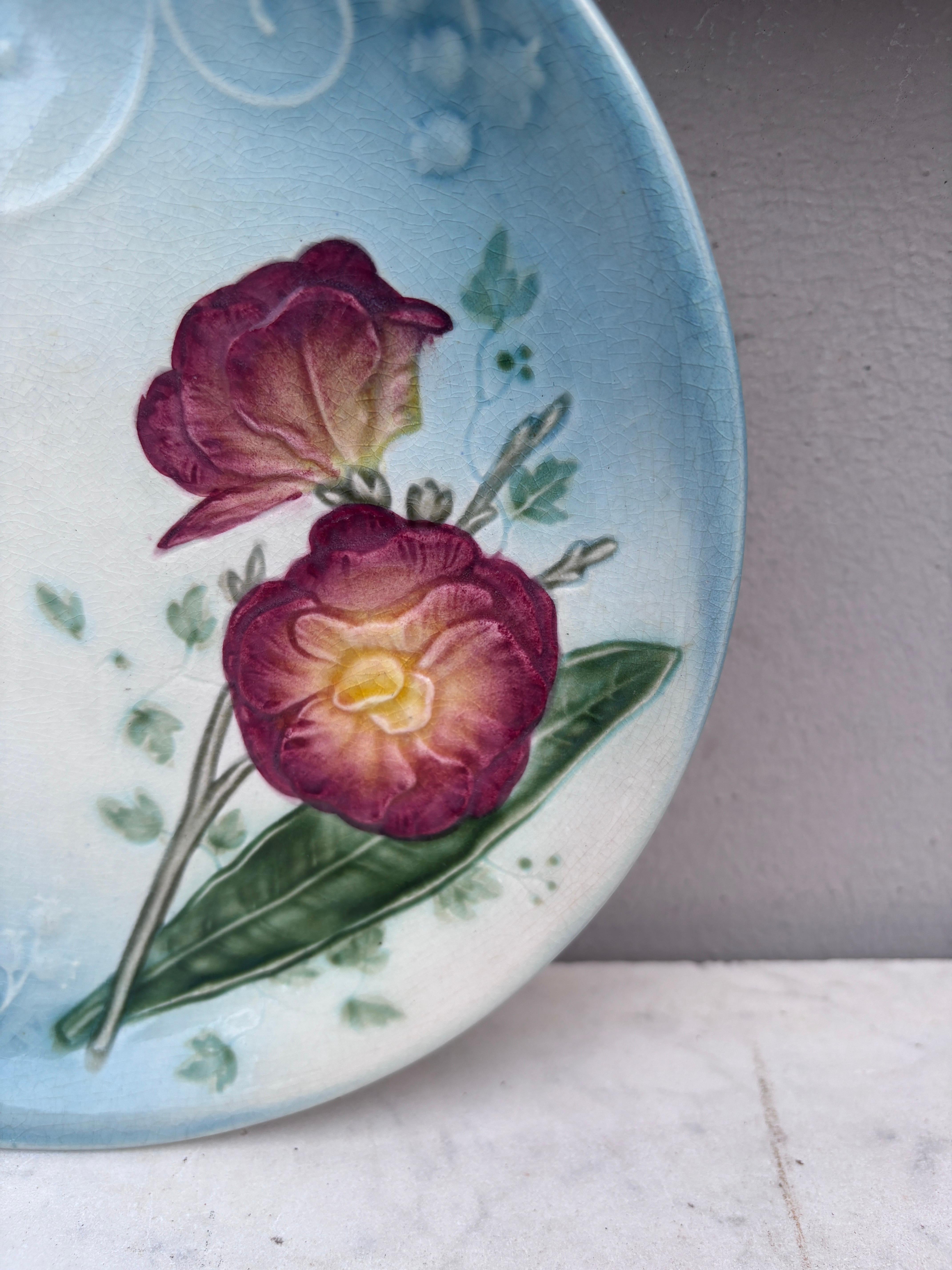 French Majolica Plate Flowers & Dragonfly Choisy le Roi, circa 1880 For Sale