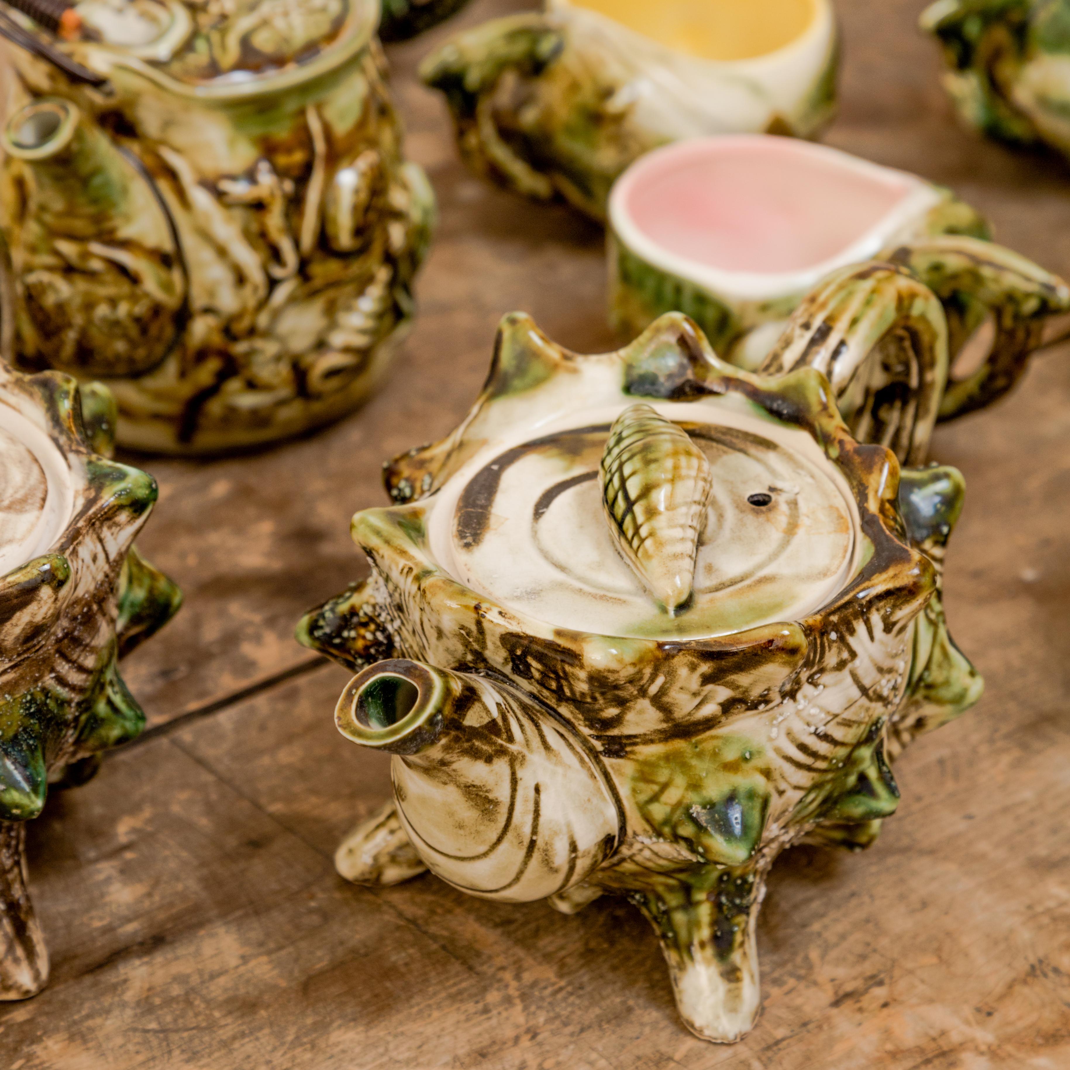 Majolica Porcelain Conch Set For Sale 5
