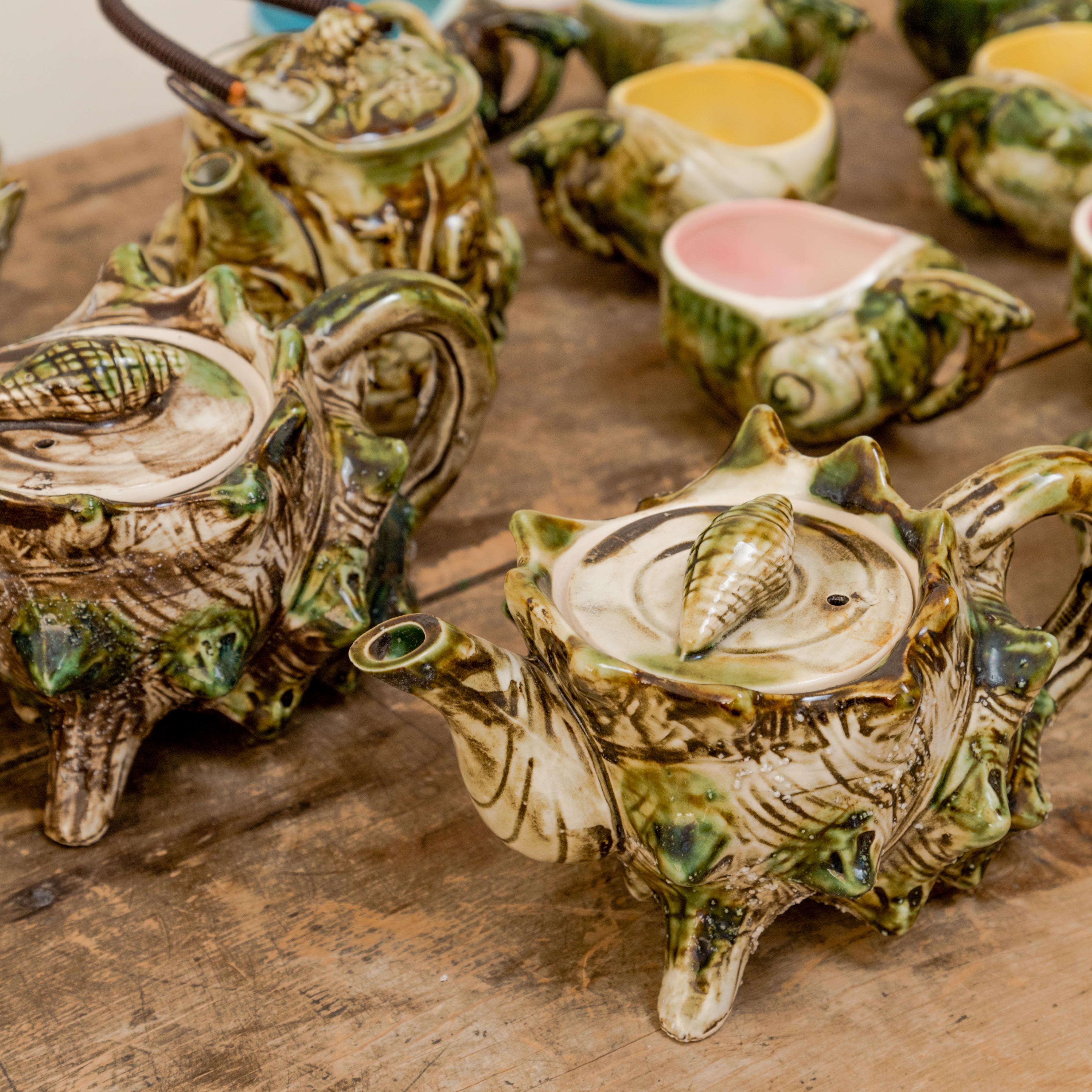 Majolica Porcelain Conch Set For Sale 6